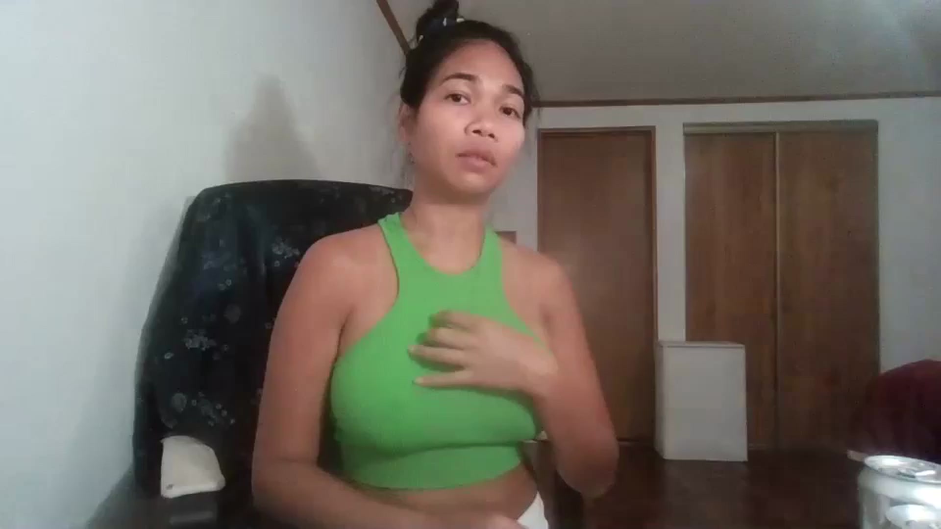 Gallery image thumbnail from Littlekai2023's myfreecams stream on, 10/16/2023, 03:53 image 1 of 20