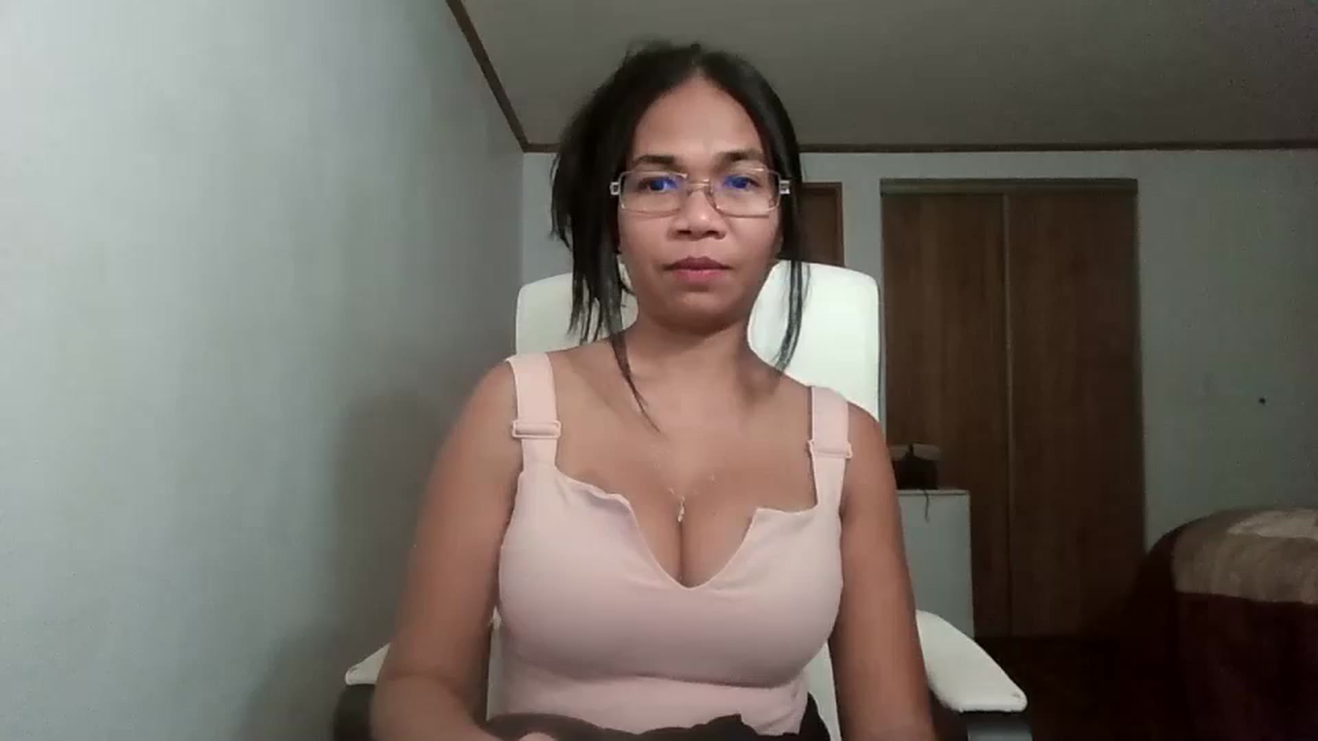 Gallery image thumbnail from Littlekai2023's myfreecams stream on, 10/24/2023, 04:37 image 8 of 20