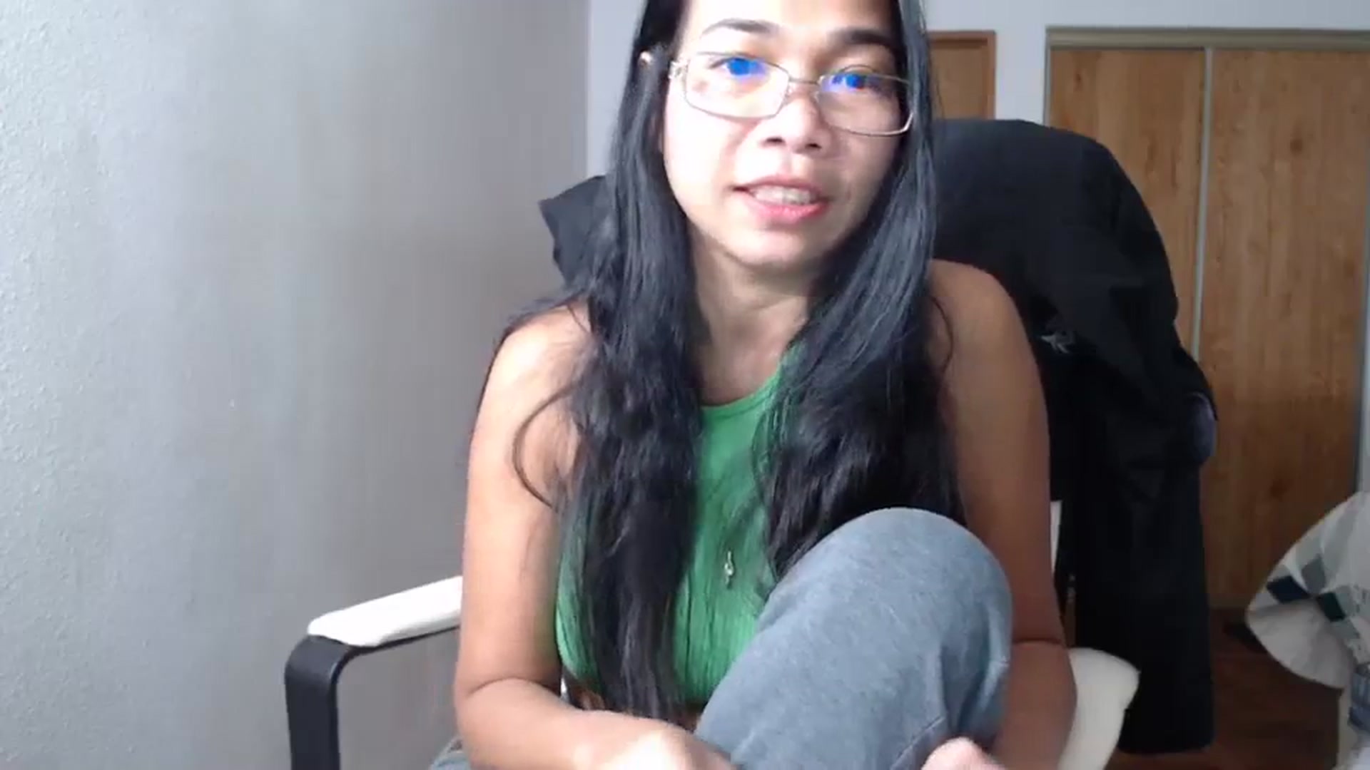 Gallery image thumbnail from Littlekai2023's myfreecams stream on, 11/18/2023, 15:35 image 5 of 20