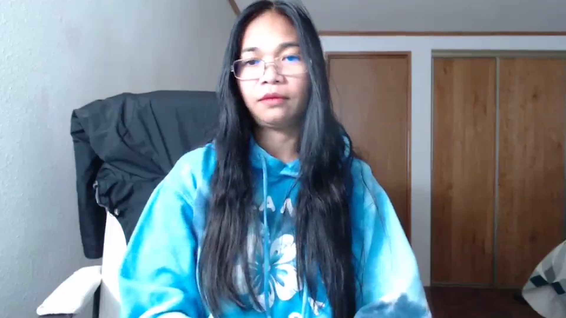 Gallery image thumbnail from Littlekai2023's myfreecams stream on, 11/18/2023, 15:35 image 15 of 20