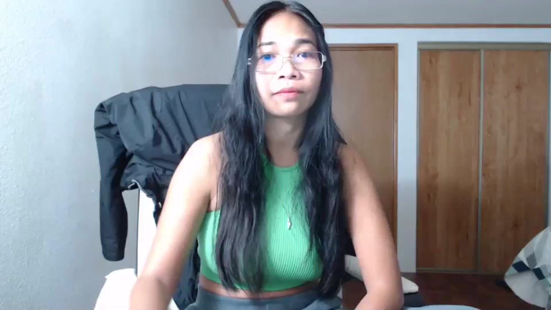 Gallery image thumbnail from Littlekai2023's myfreecams stream on, 11/18/2023, 15:35 image 1 of 20
