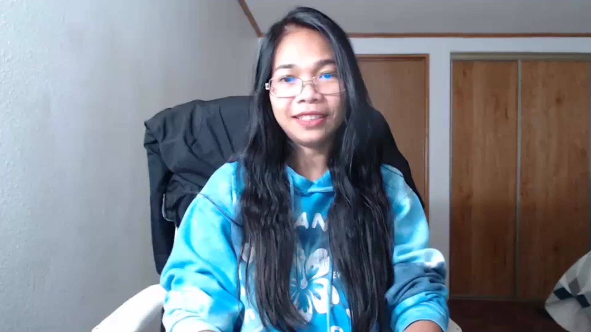 Gallery image thumbnail from Littlekai2023's myfreecams stream on, 11/18/2023, 15:58 image 8 of 20