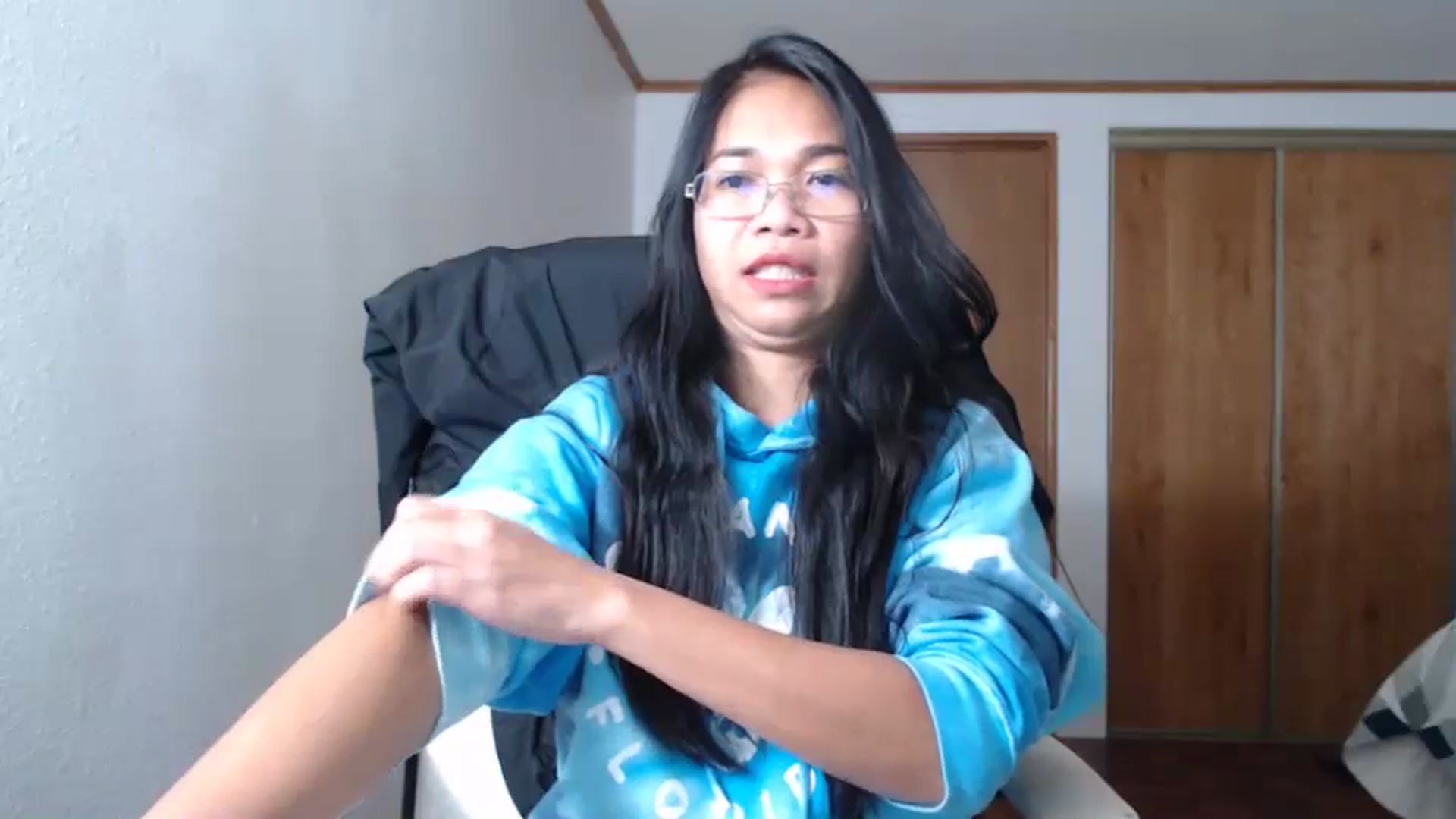 Gallery image thumbnail from Littlekai2023's myfreecams stream on, 11/18/2023, 15:58 image 5 of 20