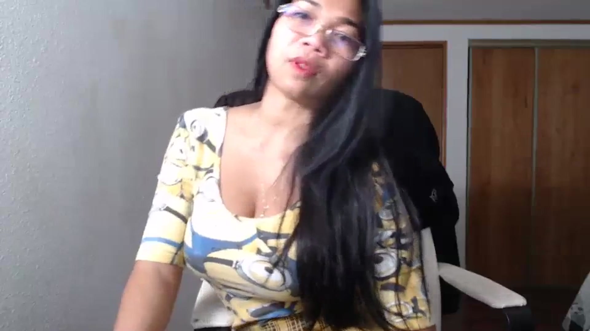 Gallery image thumbnail from Littlekai2023's myfreecams stream on, 11/21/2023, 04:02 image 5 of 20