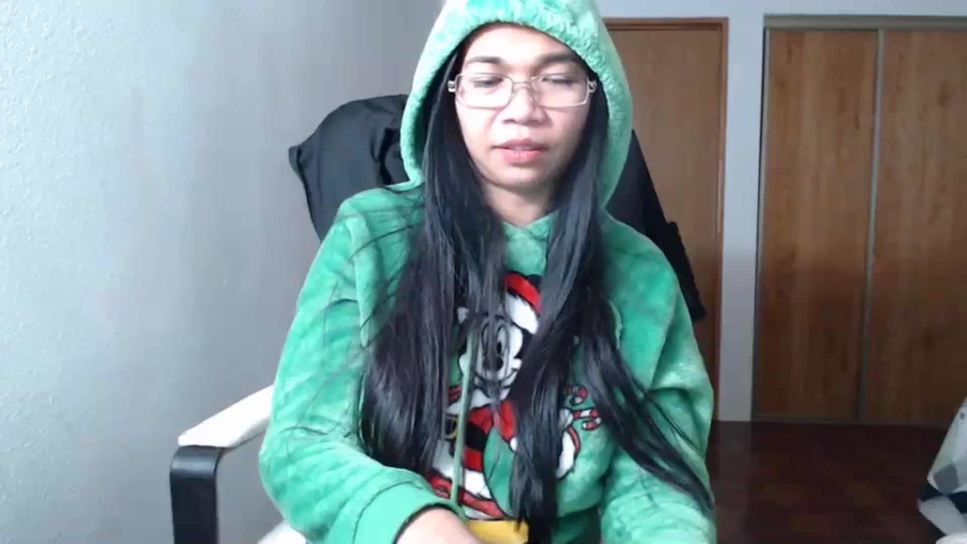 Gallery image thumbnail from Littlekai2023's myfreecams stream on, 11/22/2023, 02:47 image 17 of 20