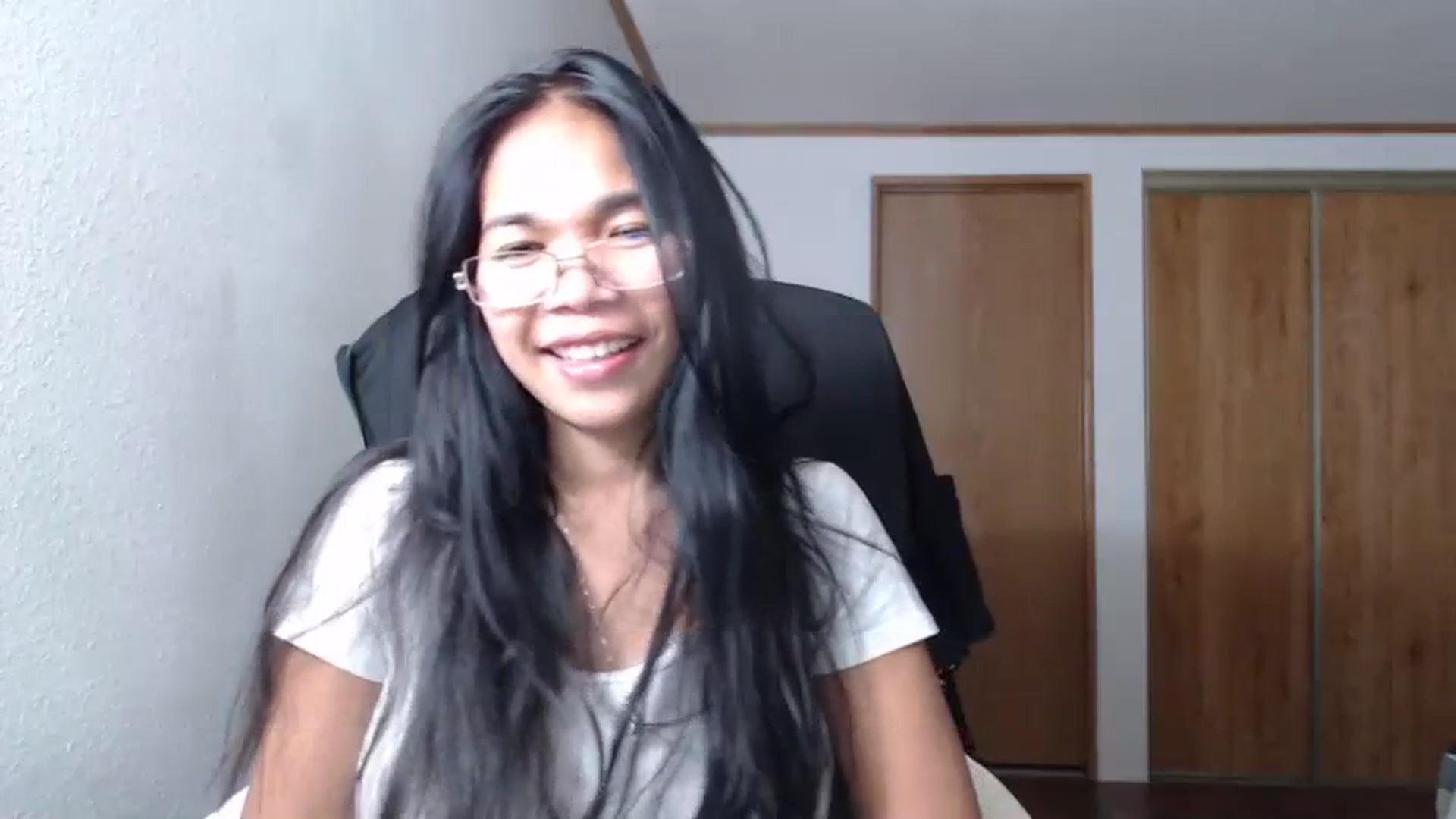 Gallery image thumbnail from Littlekai2023's myfreecams stream on, 11/24/2023, 06:14 image 16 of 20