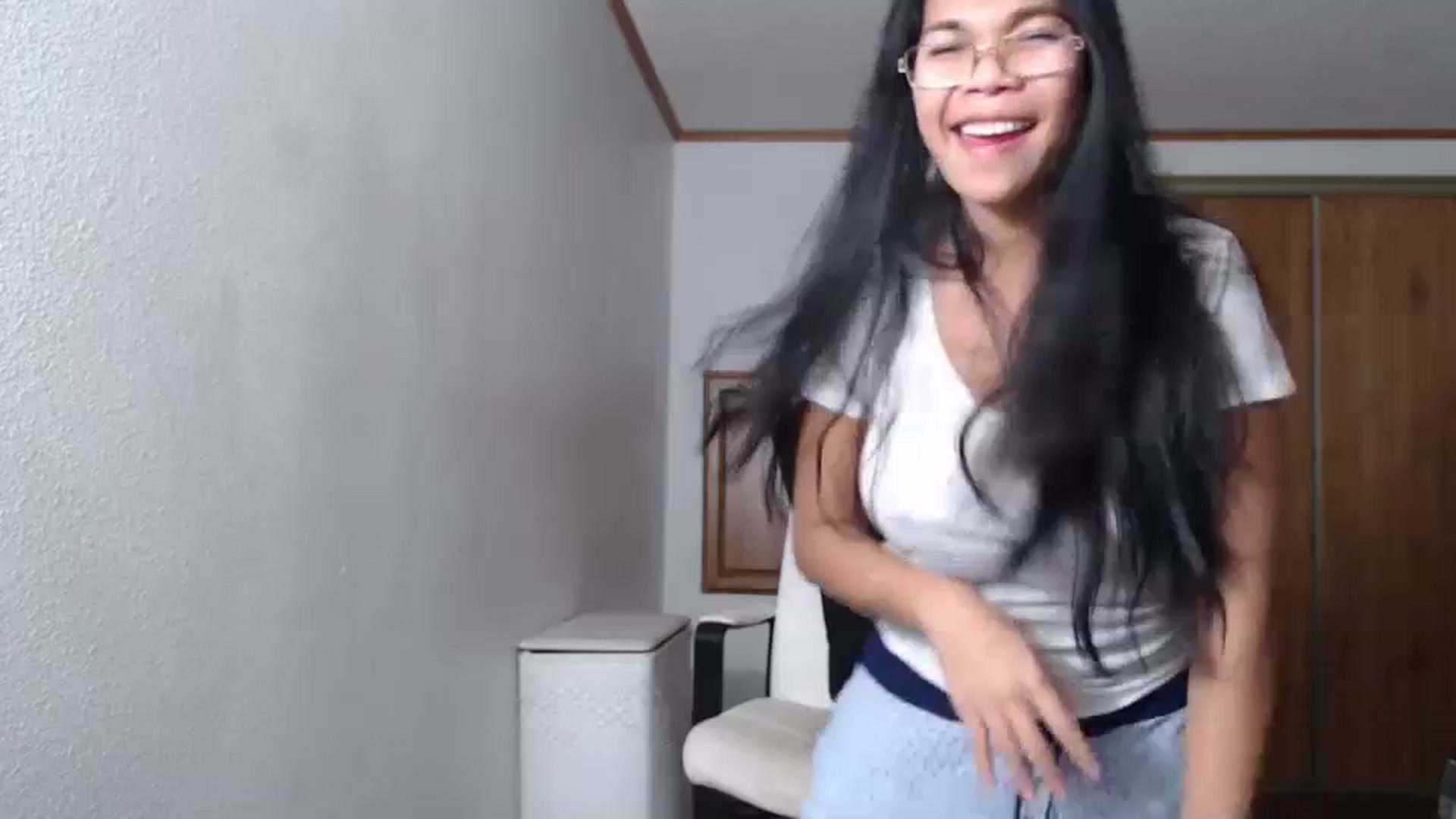 Gallery image thumbnail from Littlekai2023's myfreecams stream on, 11/24/2023, 06:14 image 5 of 20