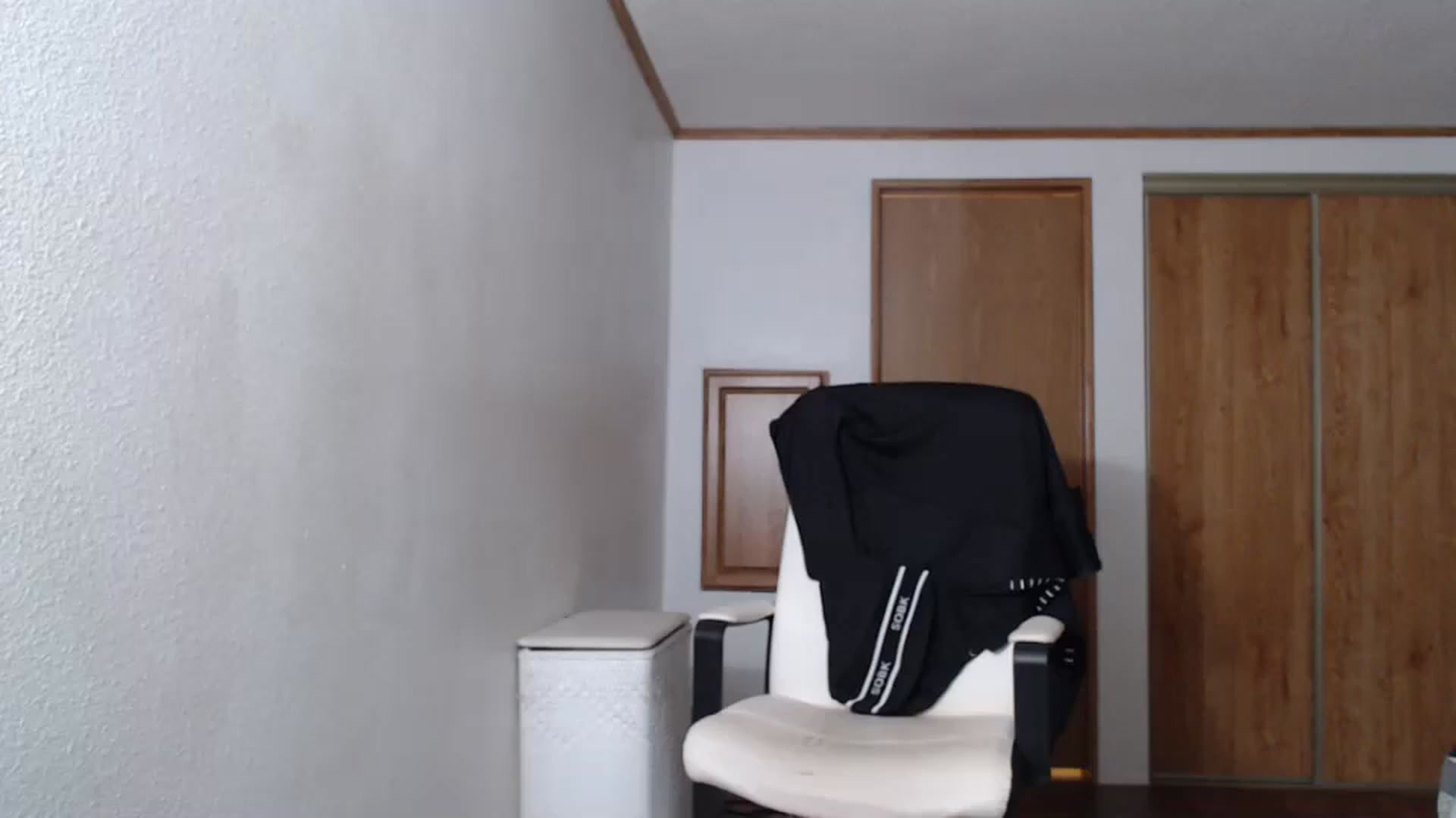 Gallery image thumbnail from Littlekai2023's myfreecams stream on, 11/24/2023, 06:14 image 12 of 20