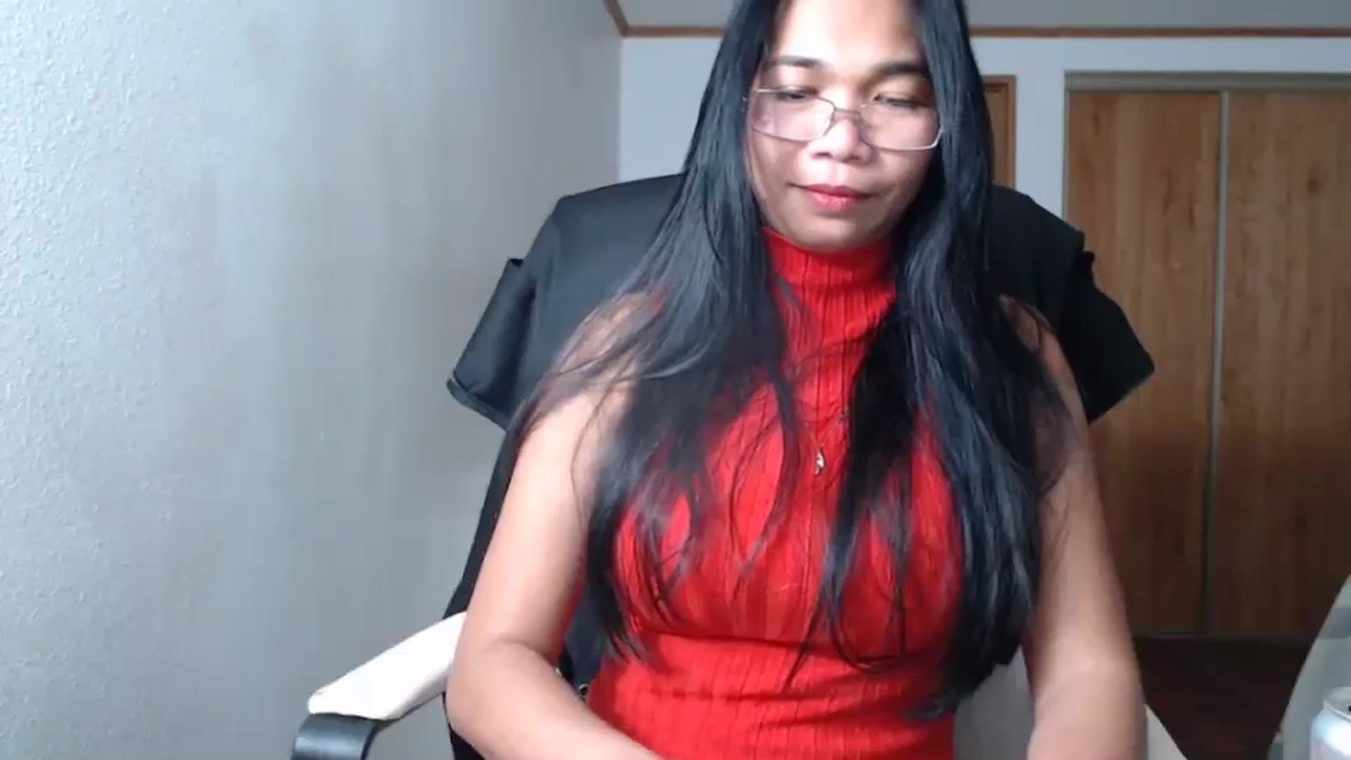 Gallery image thumbnail from Littlekai2023's myfreecams stream on, 11/27/2023, 03:25 image 6 of 20