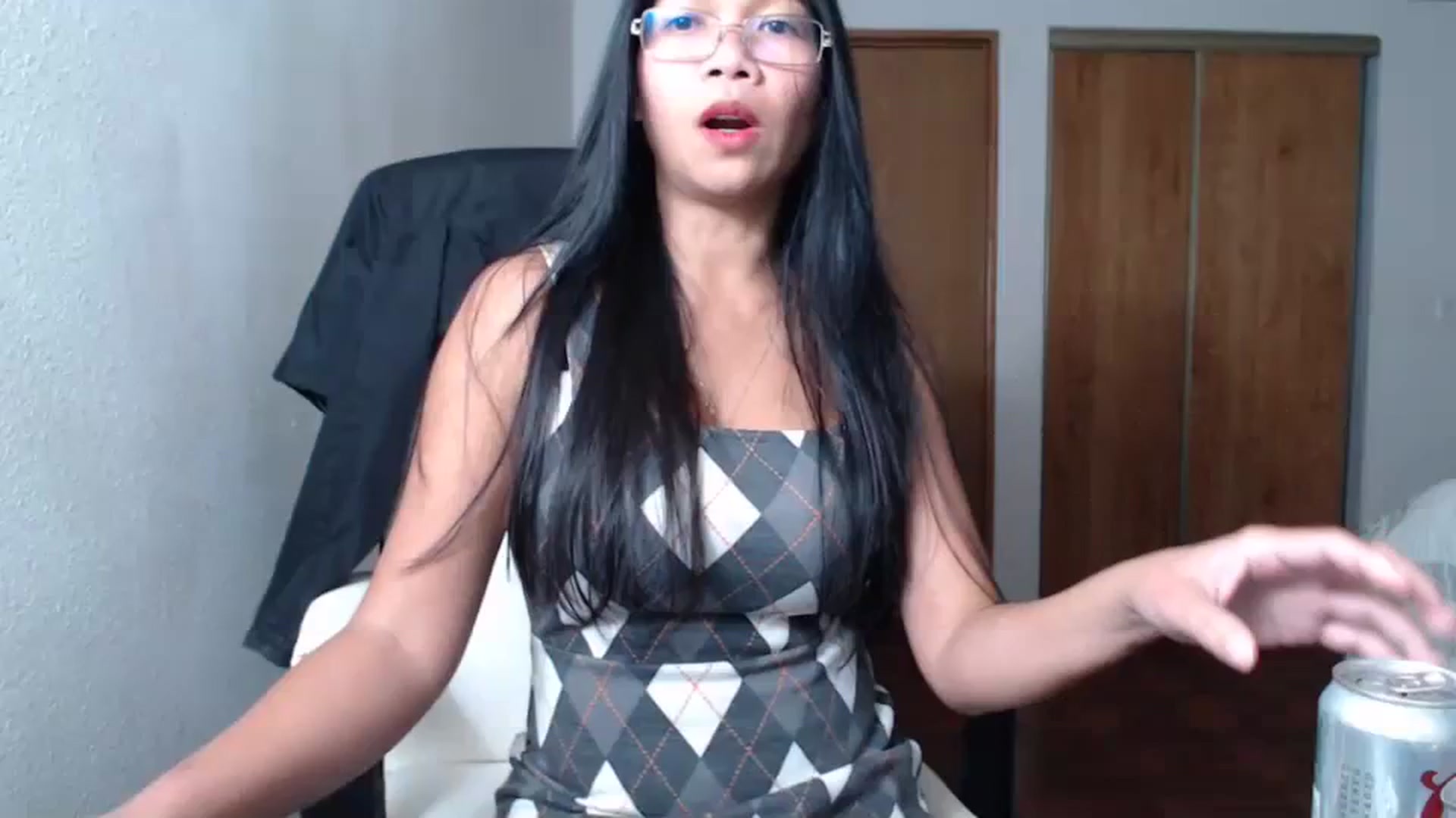 Gallery image thumbnail from Littlekai2023's myfreecams stream on, 12/04/2023, 03:08 image 1 of 20