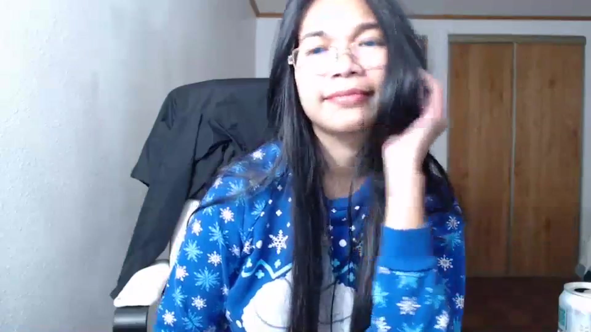 Gallery image thumbnail from Littlekai2023's myfreecams stream on, 12/04/2023, 03:08 image 16 of 20