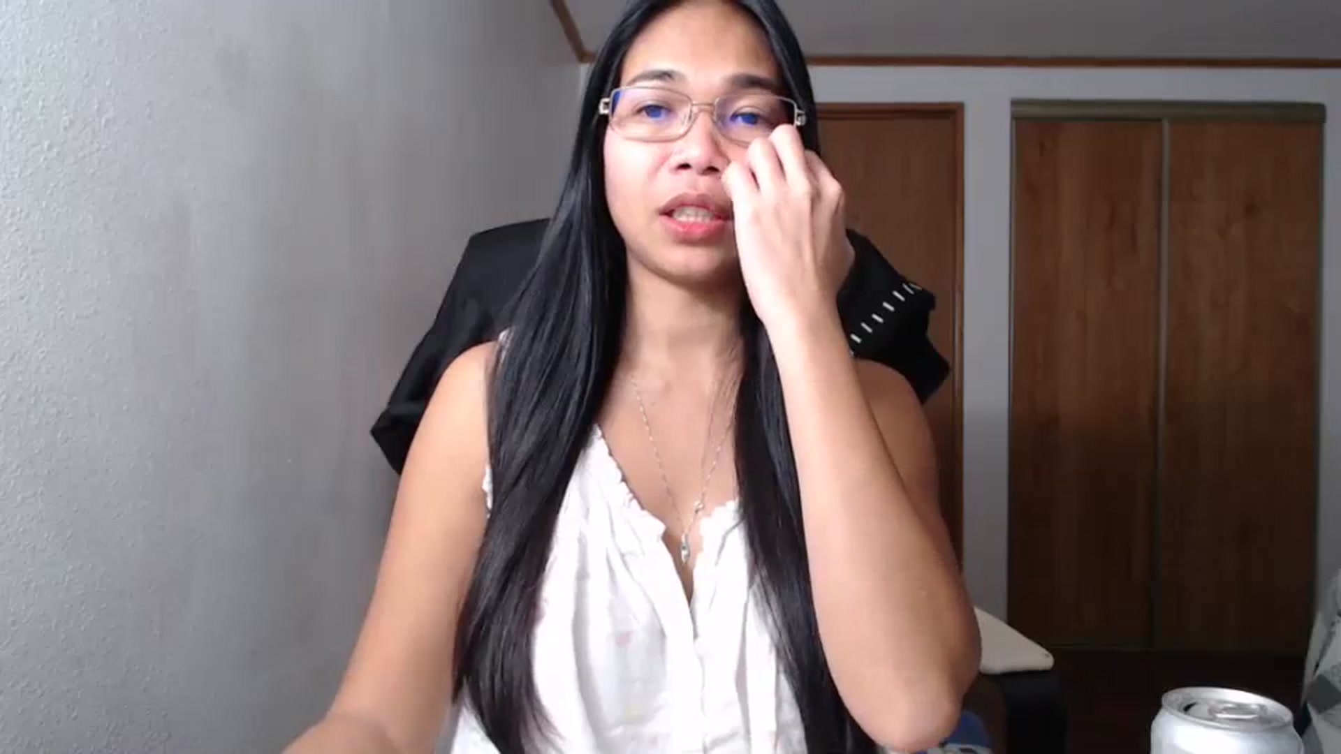 Gallery image thumbnail from Littlekai2023's myfreecams stream on, 12/11/2023, 03:11 image 13 of 20
