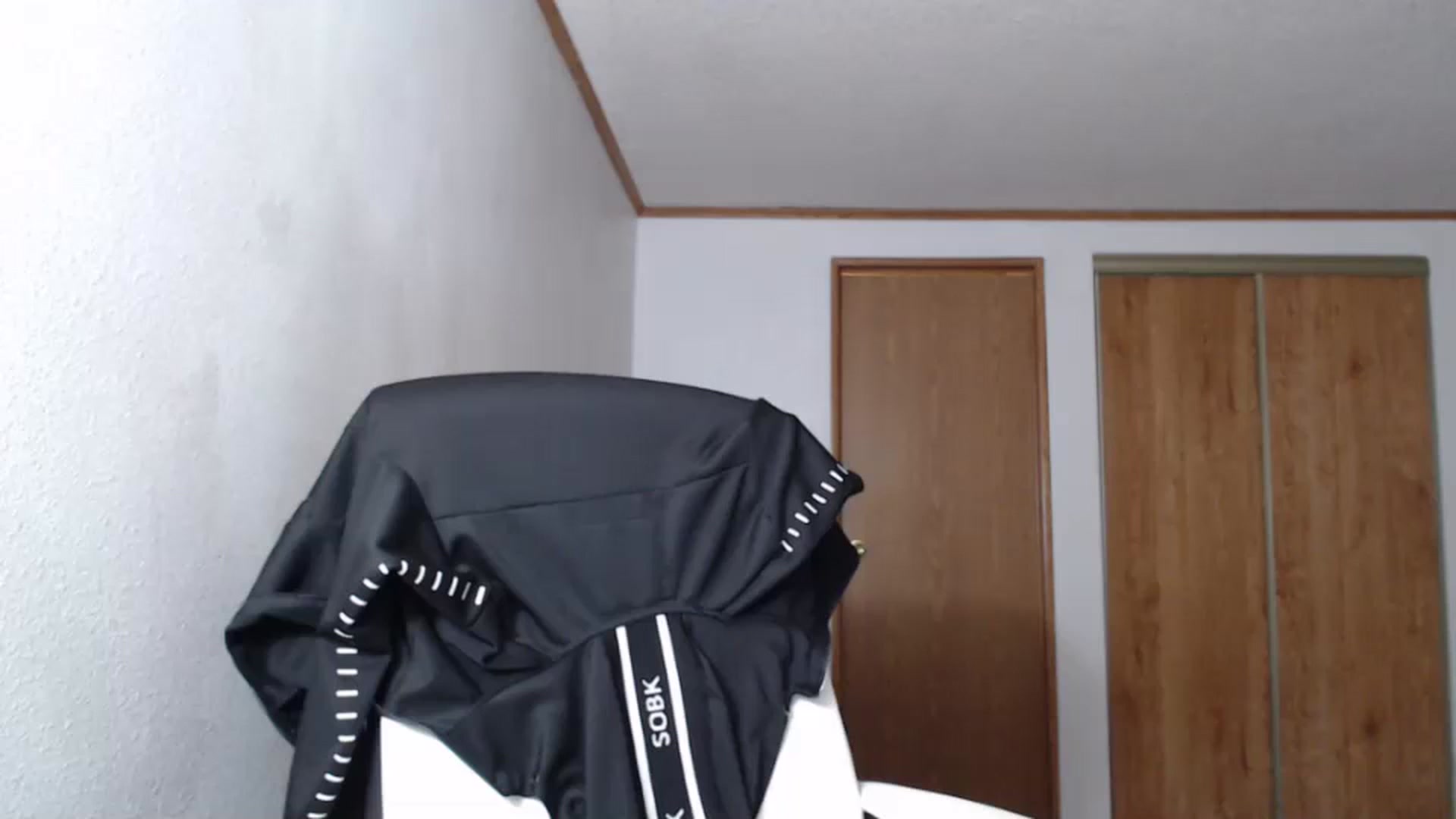 Gallery image thumbnail from Littlekai2023's myfreecams stream on, 12/11/2023, 03:11 image 8 of 20