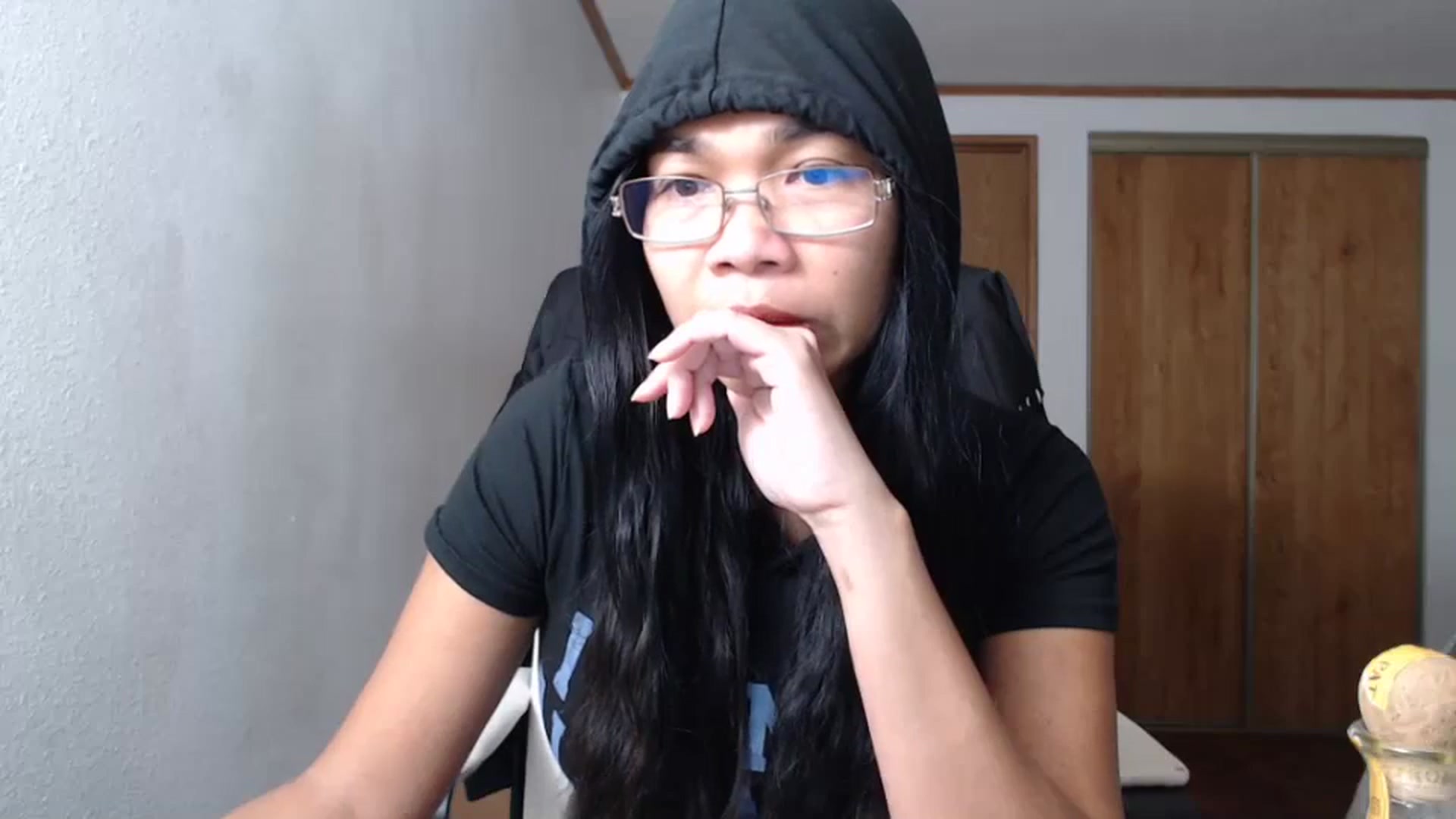 Gallery image thumbnail from Littlekai2023's myfreecams stream on, 12/17/2023, 23:25 image 5 of 20