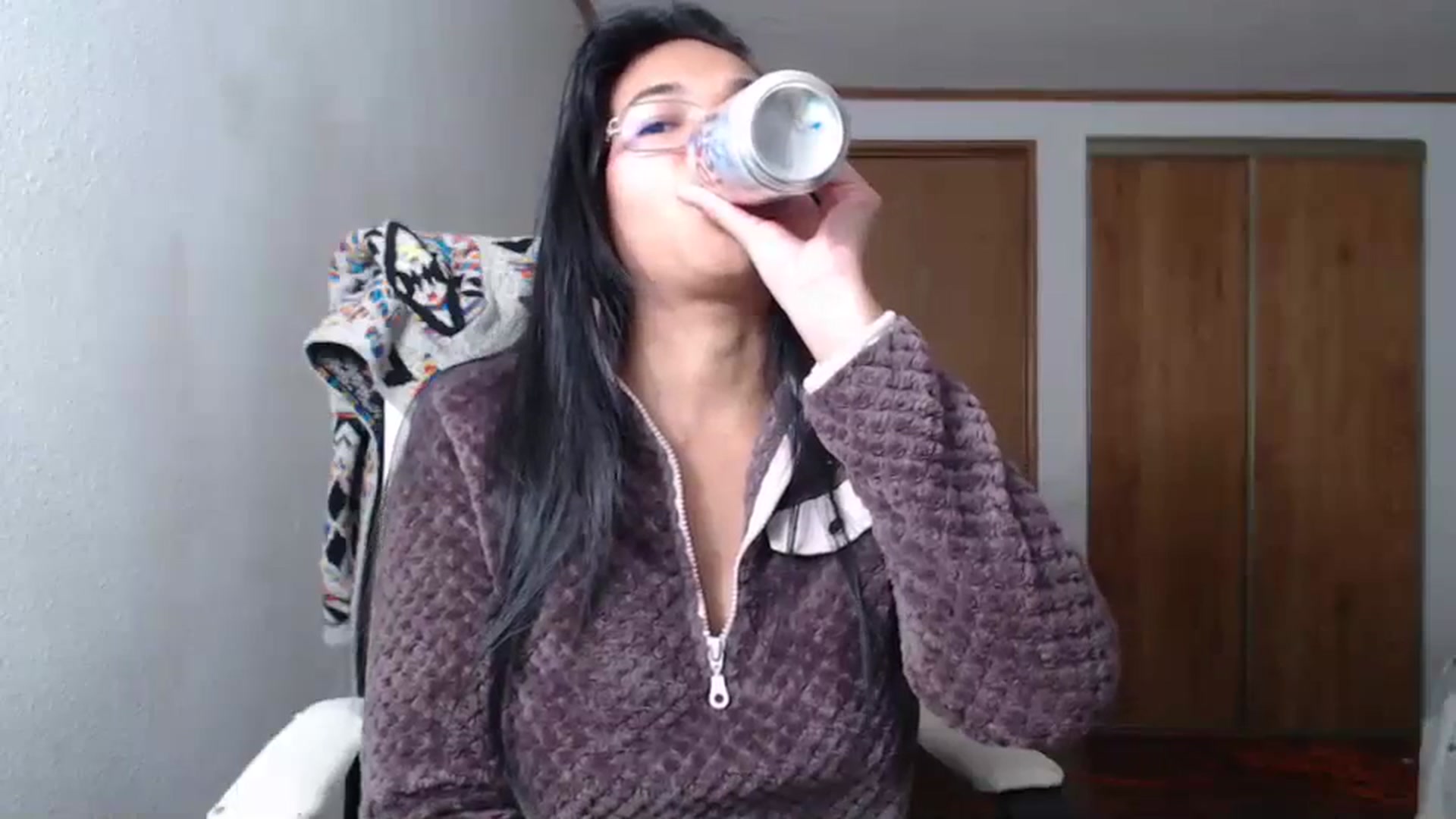 Gallery image thumbnail from Littlekai2023's myfreecams stream on, 12/24/2023, 19:55 image 20 of 20