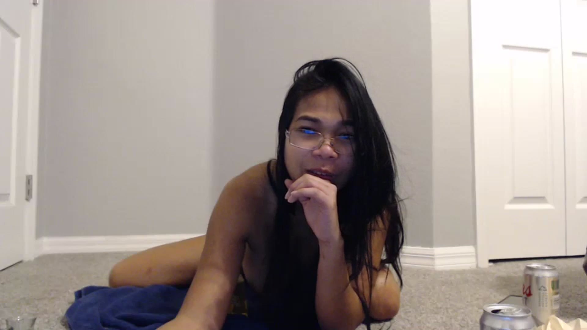 Gallery image thumbnail from Littlekai2023's myfreecams stream on, 01/28/2024, 02:05 image 11 of 20