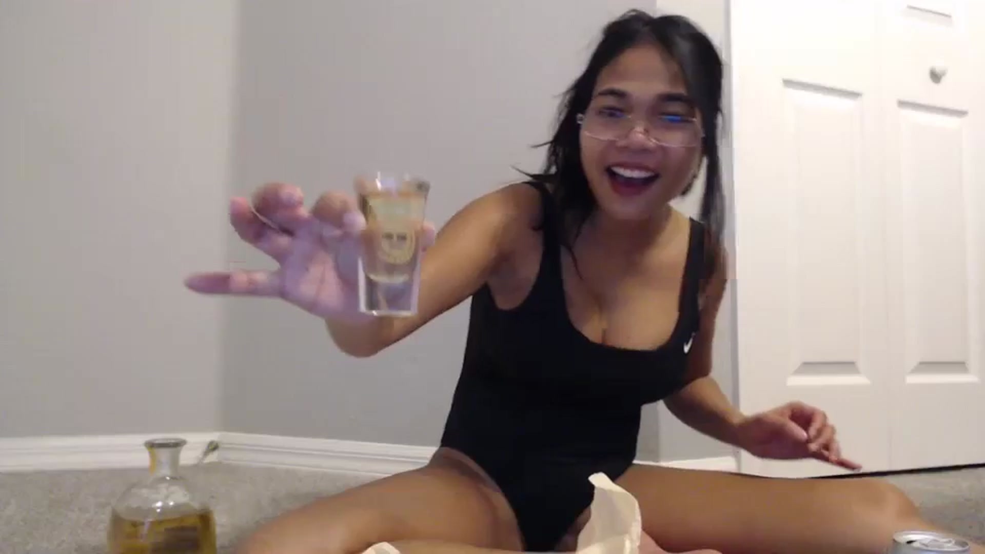 Gallery image thumbnail from Littlekai2023's myfreecams stream on, 01/28/2024, 23:15 image 20 of 20