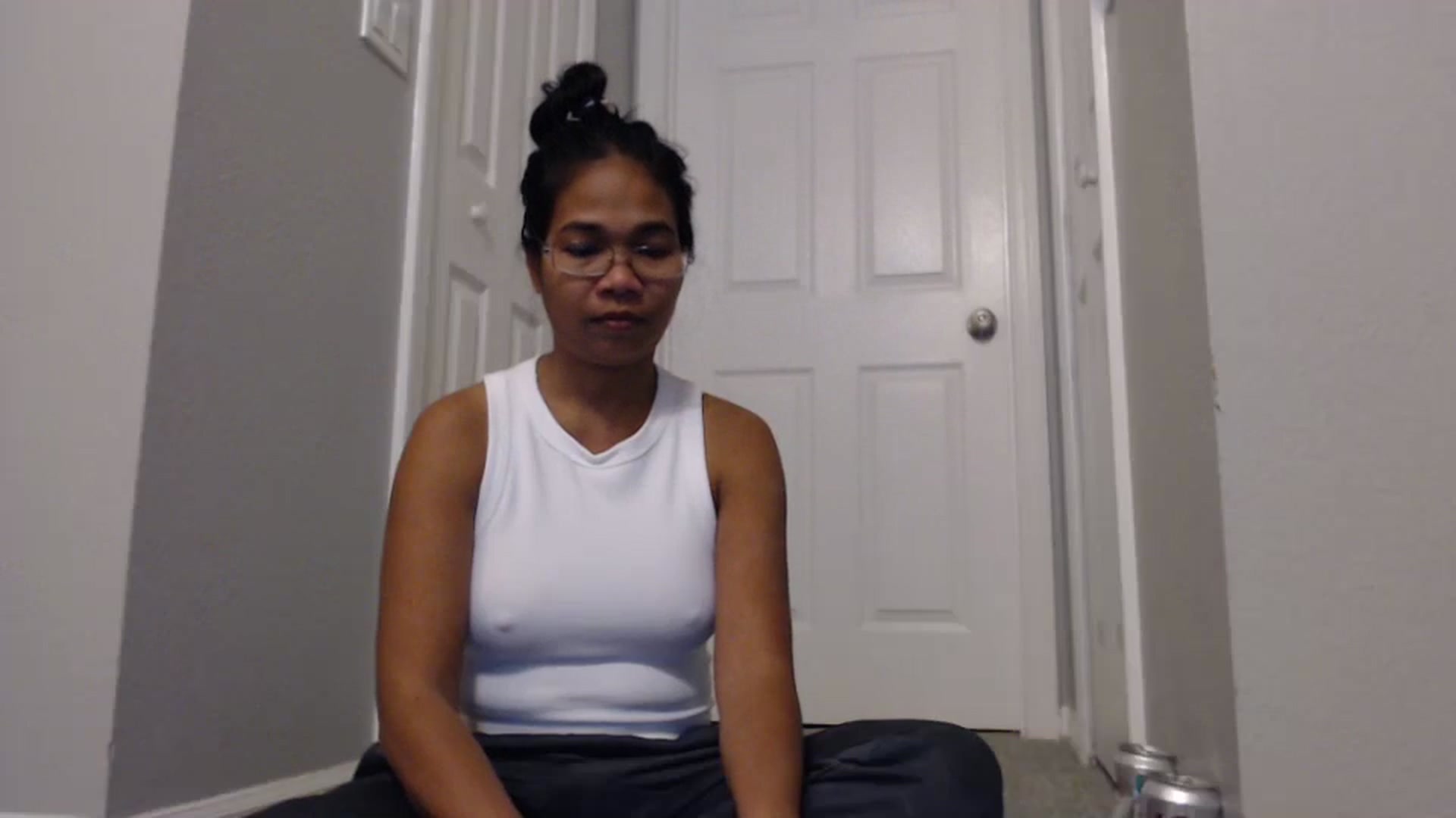 Gallery image thumbnail from Littlekai2023's myfreecams stream on, 01/30/2024, 02:30 image 20 of 20