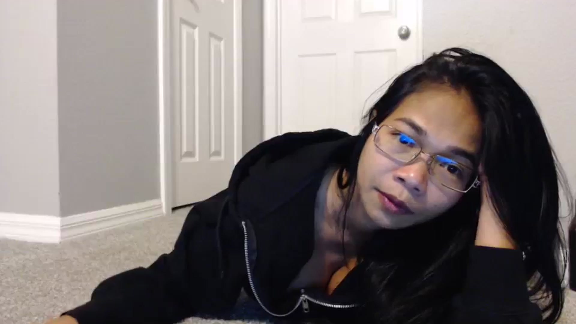 Gallery image thumbnail from Littlekai2023's myfreecams stream on, 01/31/2024, 01:08 image 16 of 20