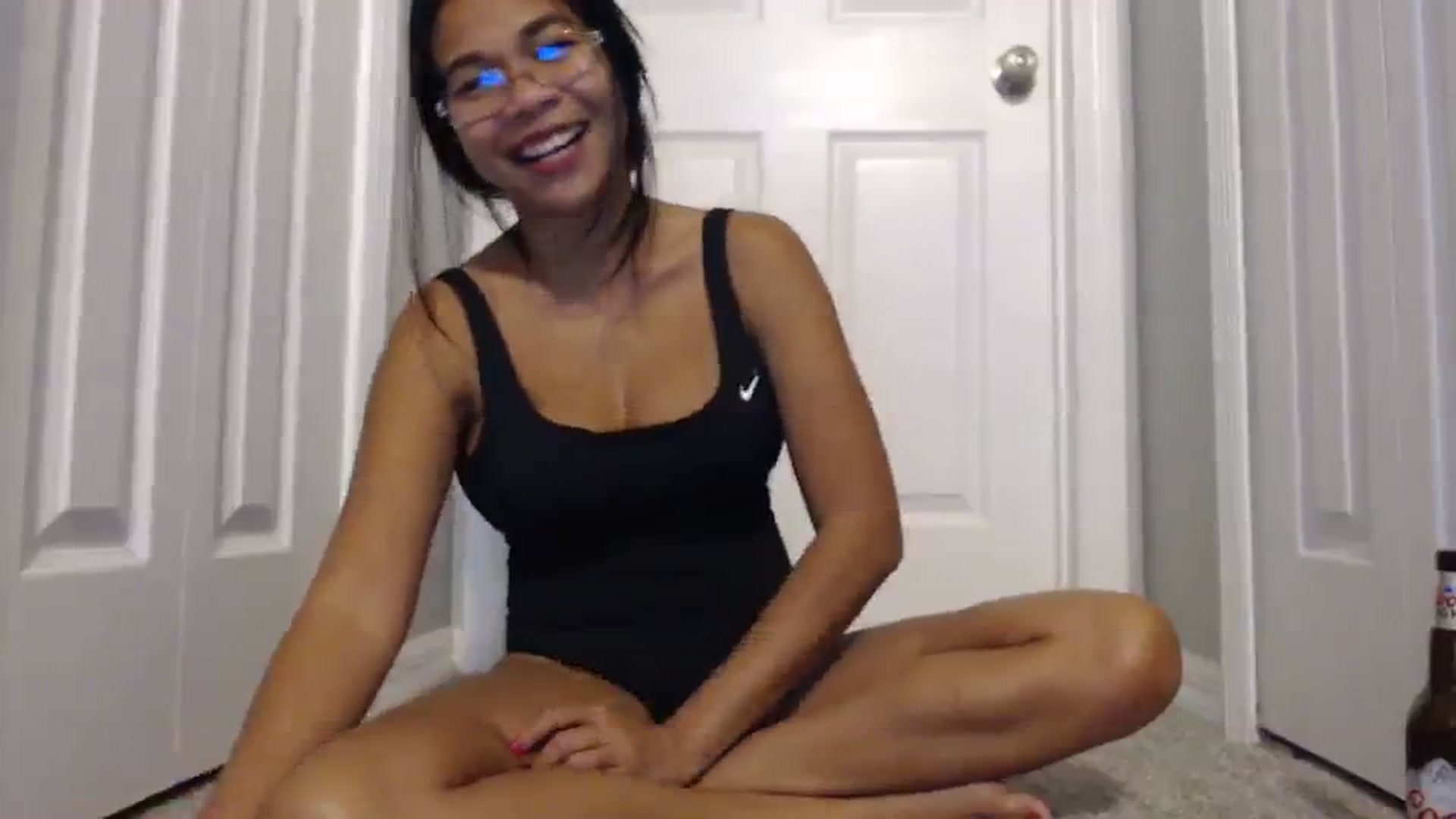 Gallery image thumbnail from Littlekai2023's myfreecams stream on, 02/04/2024, 03:25 image 13 of 20