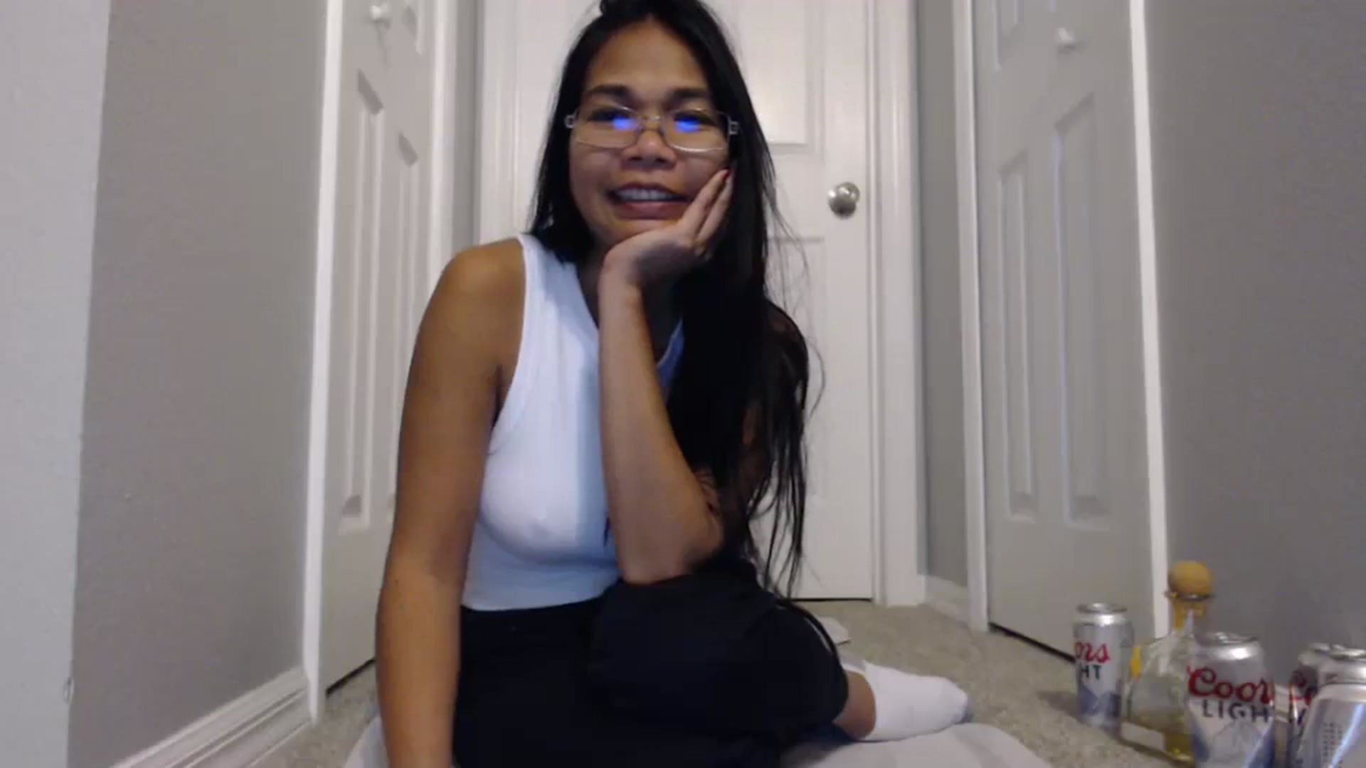 Gallery image thumbnail from Littlekai2023's myfreecams stream on, 02/07/2024, 04:39 image 16 of 20
