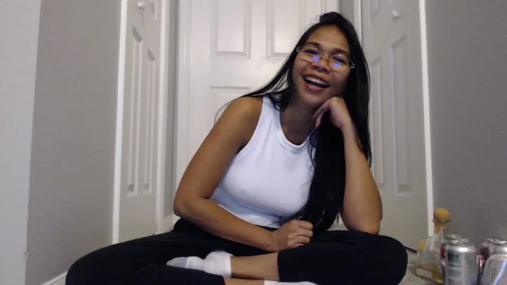 Gallery image thumbnail from Littlekai2023's myfreecams stream on, 02/07/2024, 04:39 image 17 of 20