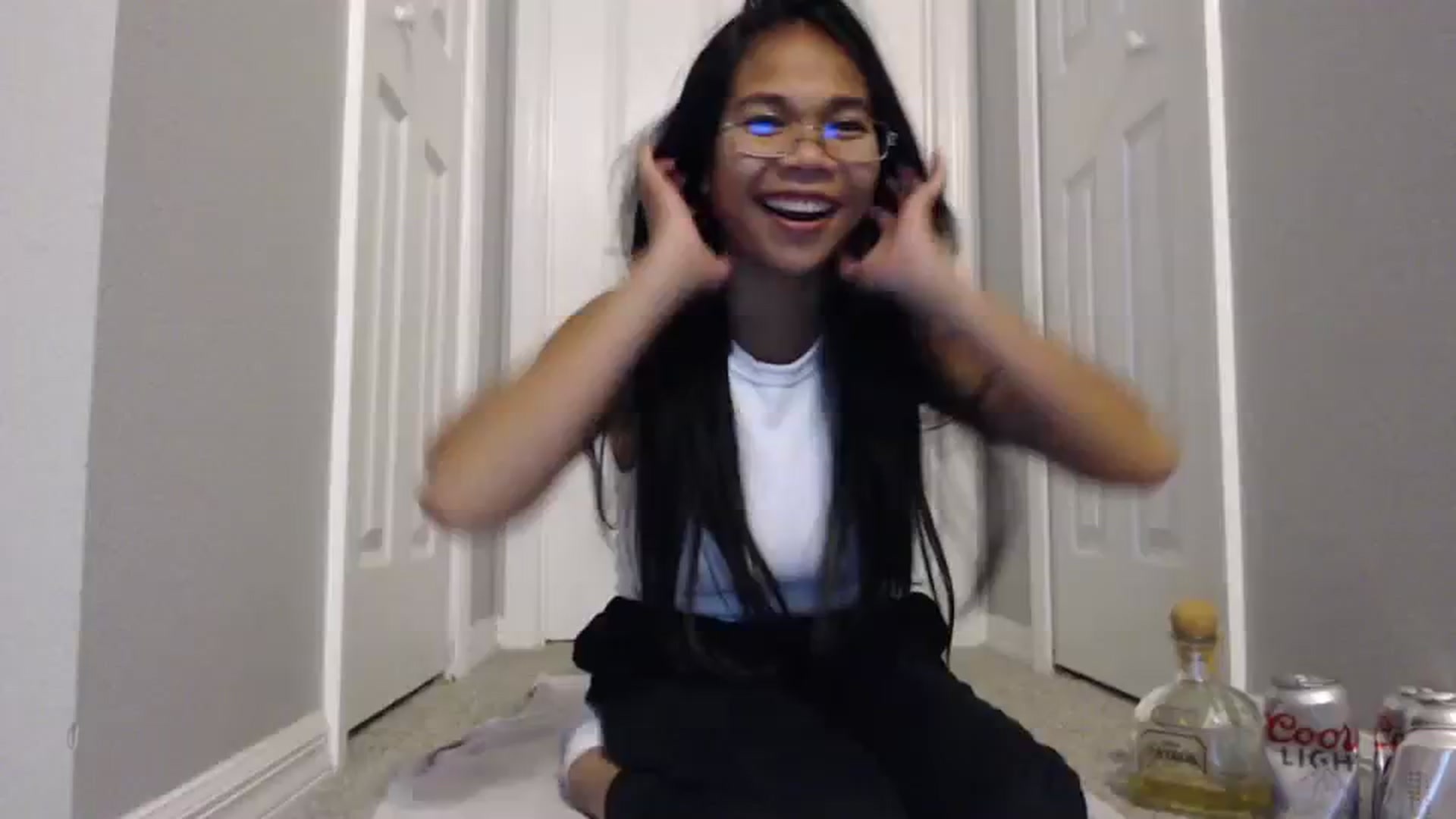 Gallery image thumbnail from Littlekai2023's myfreecams stream on, 02/07/2024, 04:39 image 20 of 20