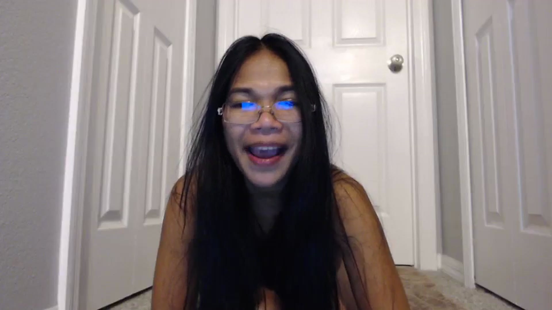 Gallery image thumbnail from Littlekai2023's myfreecams stream on, 02/08/2024, 03:57 image 18 of 20