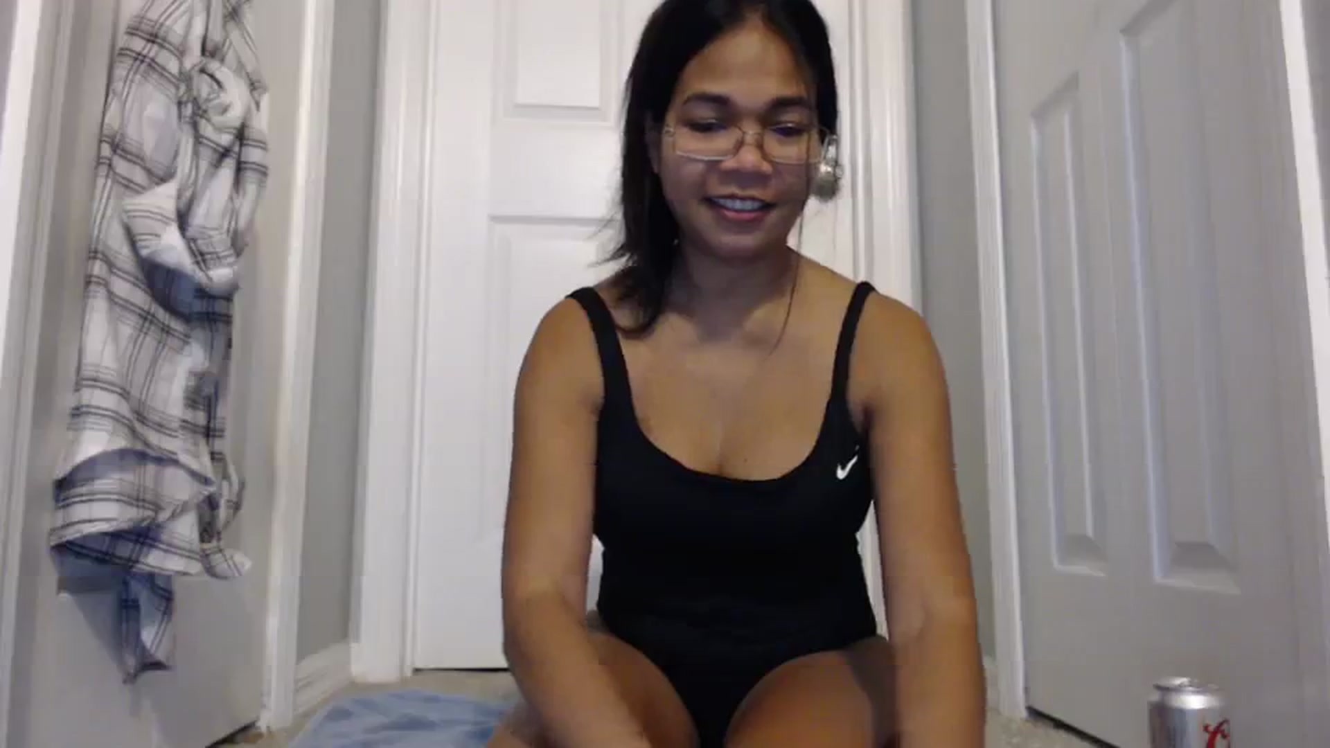 Gallery image thumbnail from Littlekai2023's myfreecams stream on, 02/11/2024, 01:20 image 16 of 20
