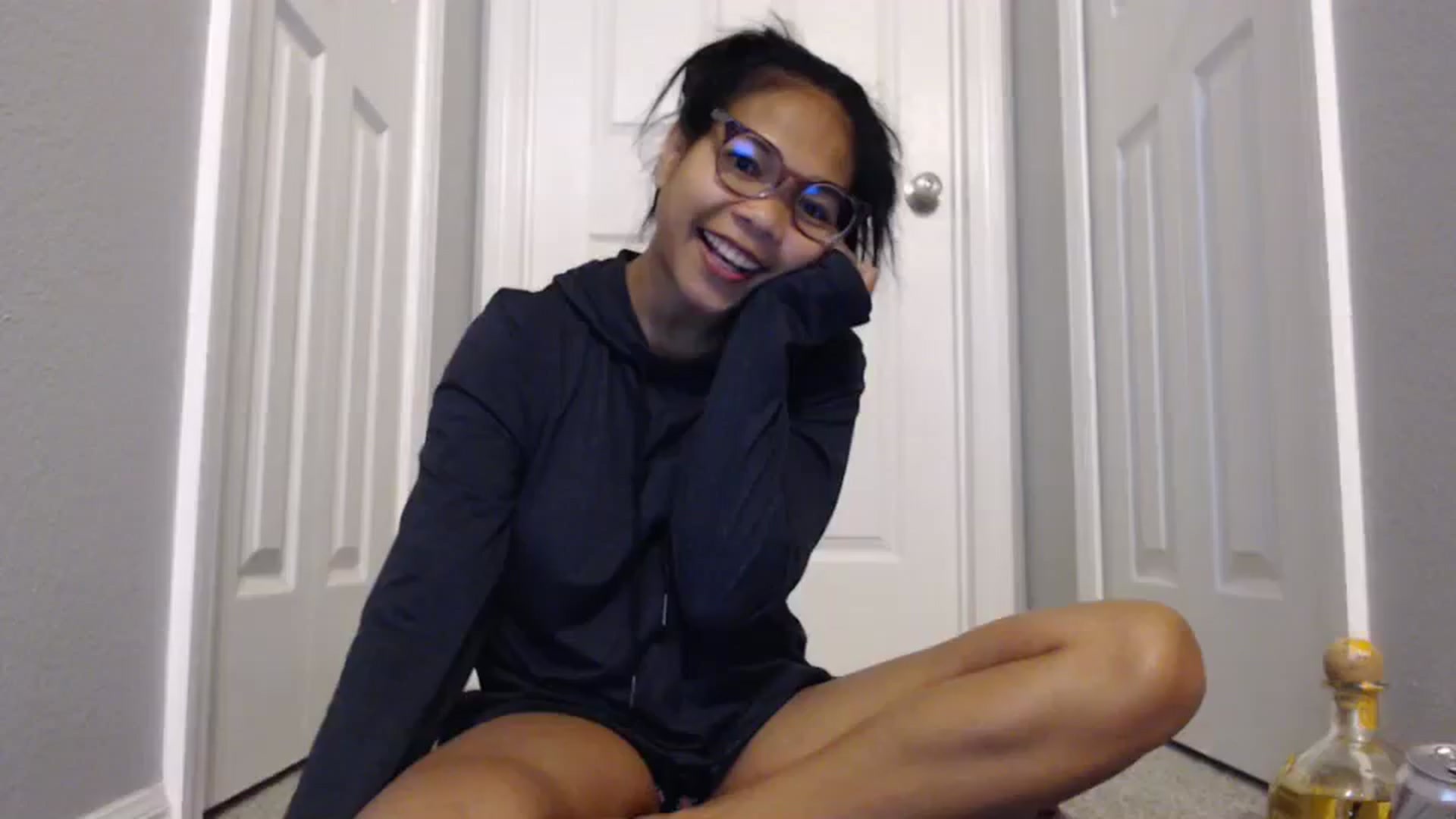 Gallery image thumbnail from Littlekai2023's myfreecams stream on, 02/12/2024, 24:00 image 19 of 20