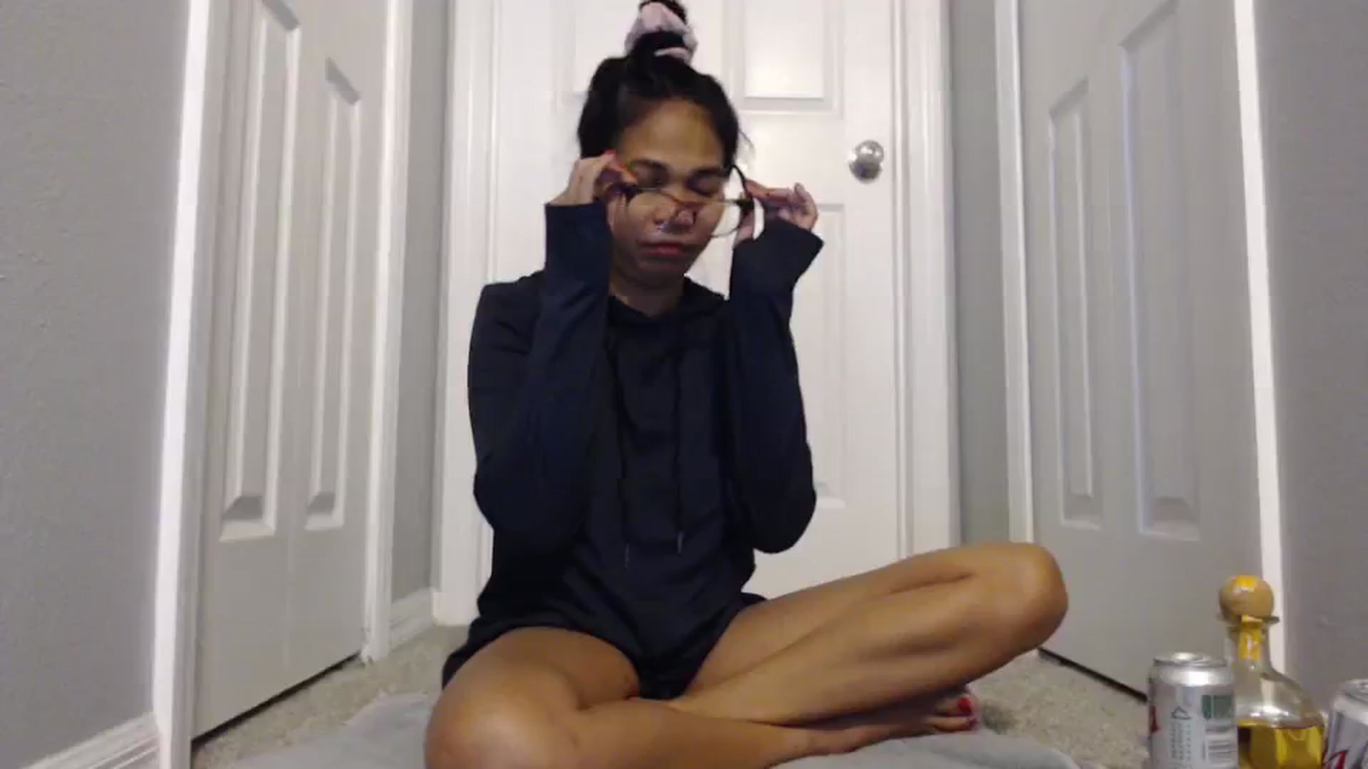 Gallery image thumbnail from Littlekai2023's myfreecams stream on, 02/12/2024, 01:57 image 11 of 20