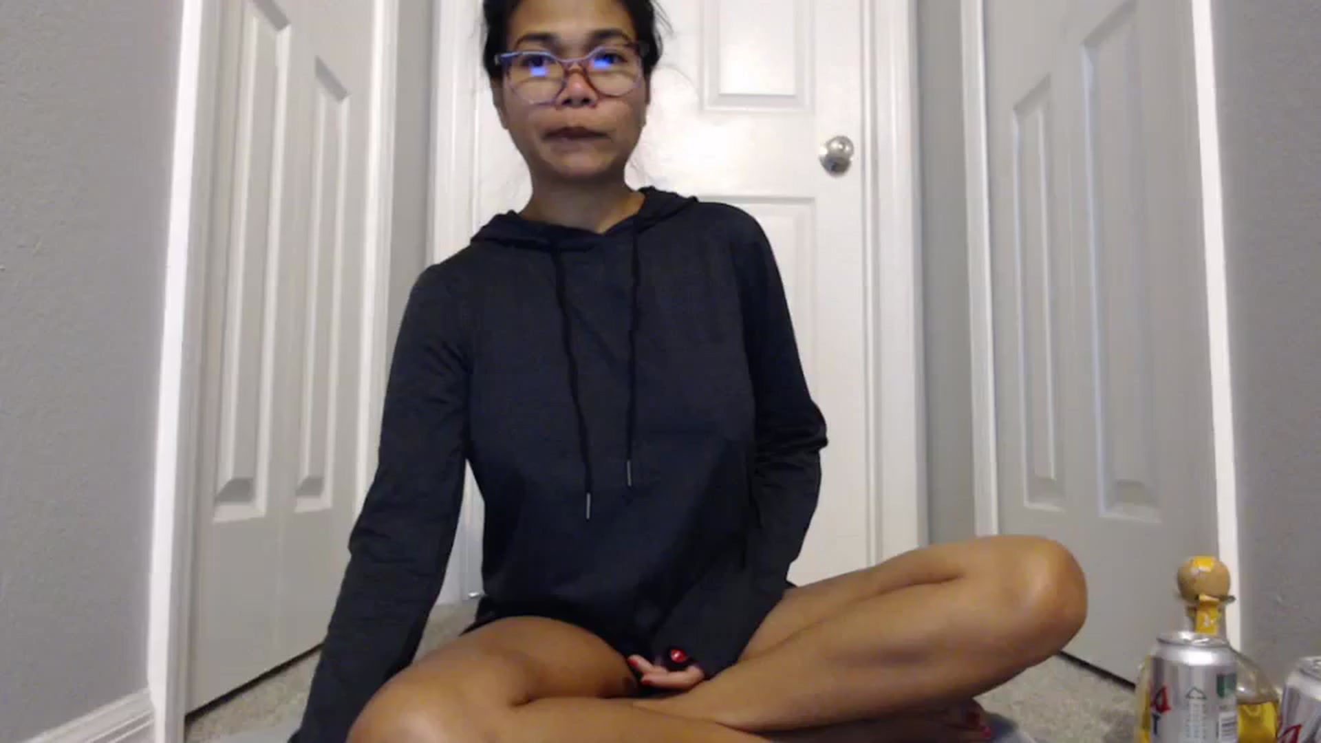 Gallery image thumbnail from Littlekai2023's myfreecams stream on, 02/12/2024, 01:57 image 13 of 20