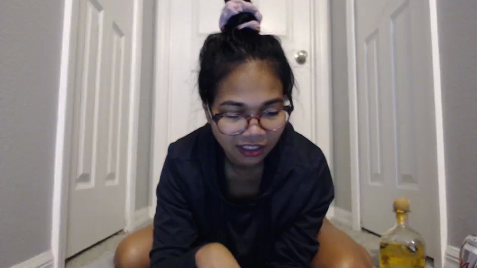Gallery image thumbnail from Littlekai2023's myfreecams stream on, 02/12/2024, 01:57 image 16 of 20