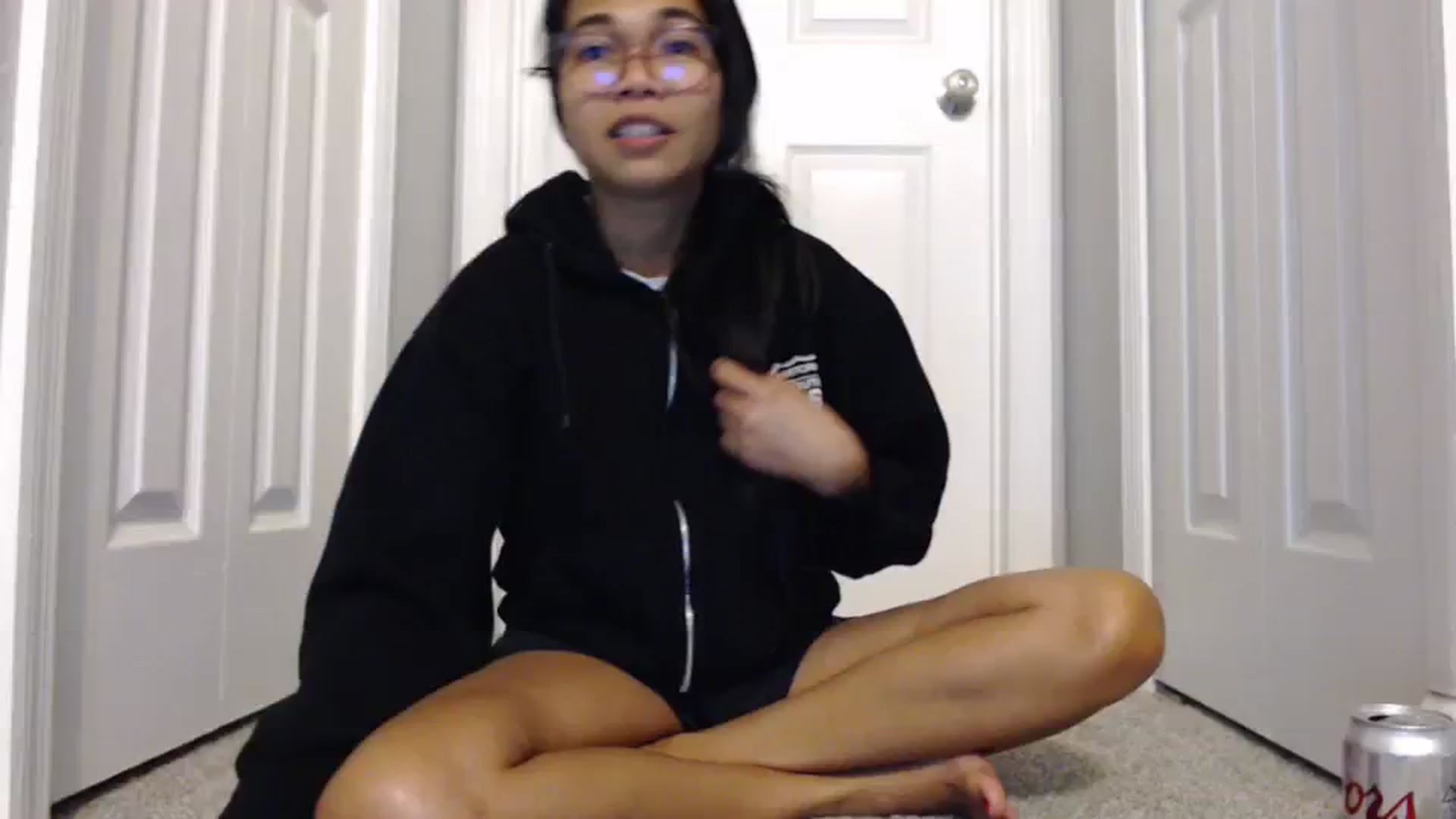 Gallery image thumbnail from Littlekai2023's myfreecams stream on, 02/13/2024, 05:11 image 11 of 20