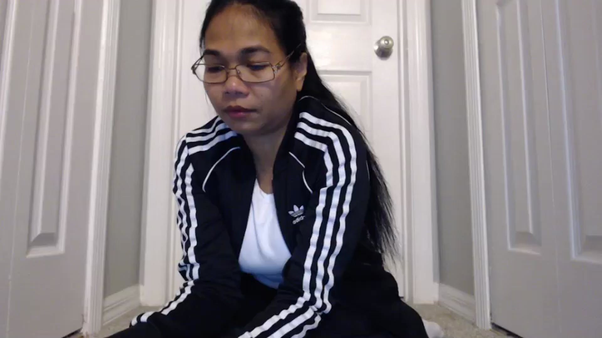 Gallery image thumbnail from Littlekai2023's myfreecams stream on, 02/19/2024, 24:02 image 4 of 20