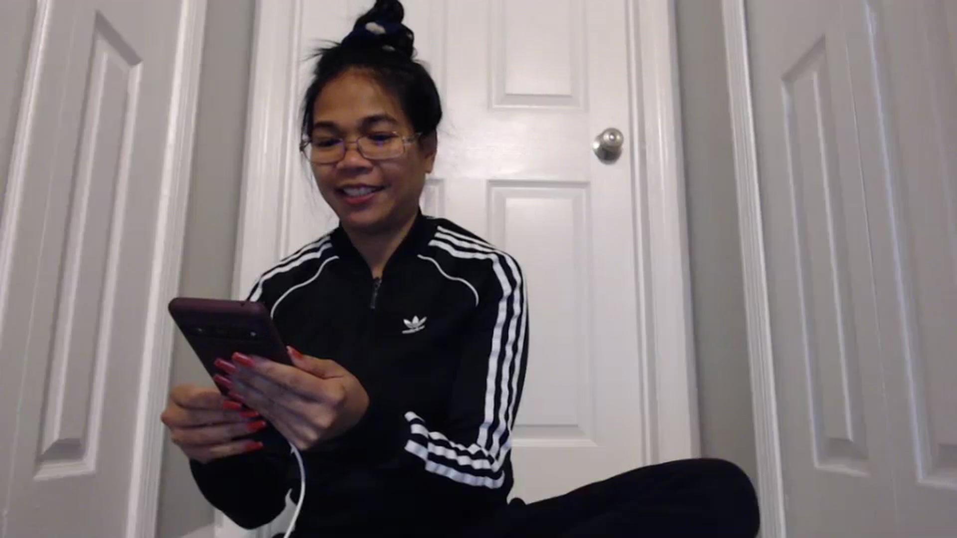Gallery image thumbnail from Littlekai2023's myfreecams stream on, 02/19/2024, 24:02 image 18 of 20