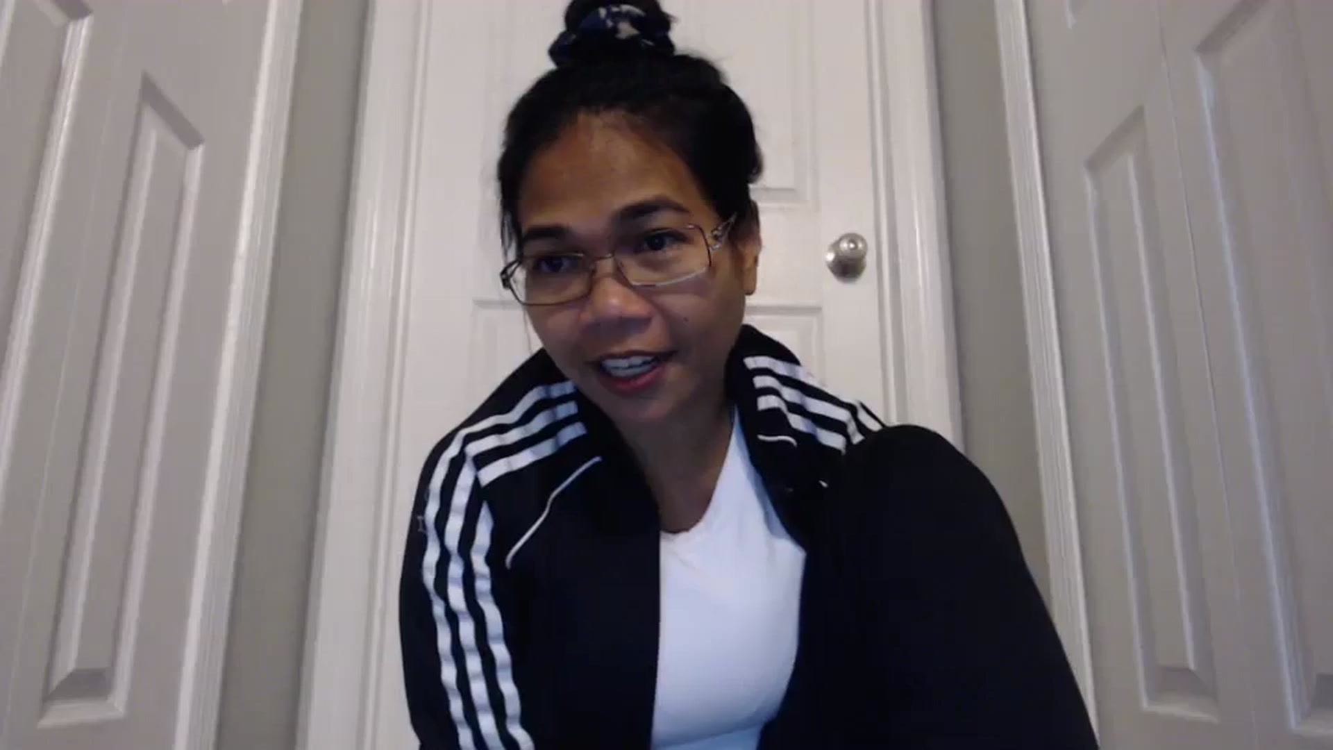 Gallery image thumbnail from Littlekai2023's myfreecams stream on, 02/19/2024, 24:02 image 7 of 20