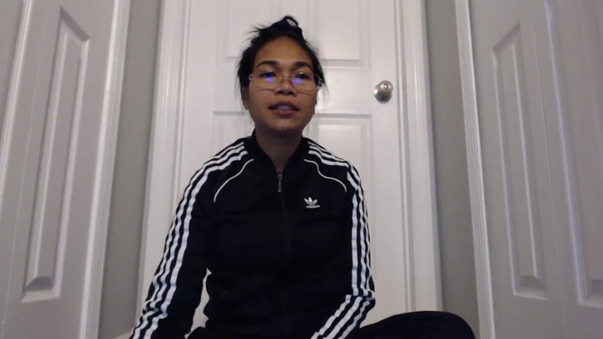 Gallery image thumbnail from Littlekai2023's myfreecams stream on, 02/19/2024, 24:02 image 20 of 20