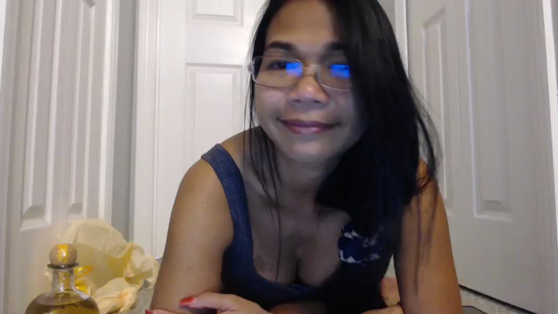 Gallery image thumbnail from Littlekai2023's myfreecams stream on, 02/21/2024, 04:31 image 18 of 20