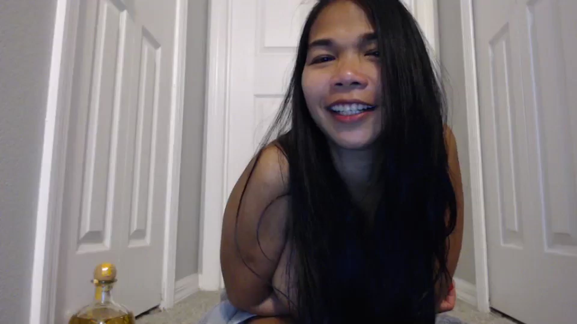 Gallery image thumbnail from Littlekai2023's myfreecams stream on, 02/22/2024, 02:04 image 3 of 20