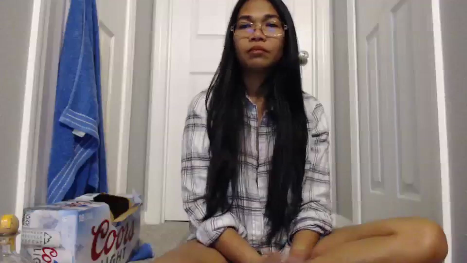 Gallery image thumbnail from Littlekai2023's myfreecams stream on, 02/25/2024, 04:05 image 10 of 20