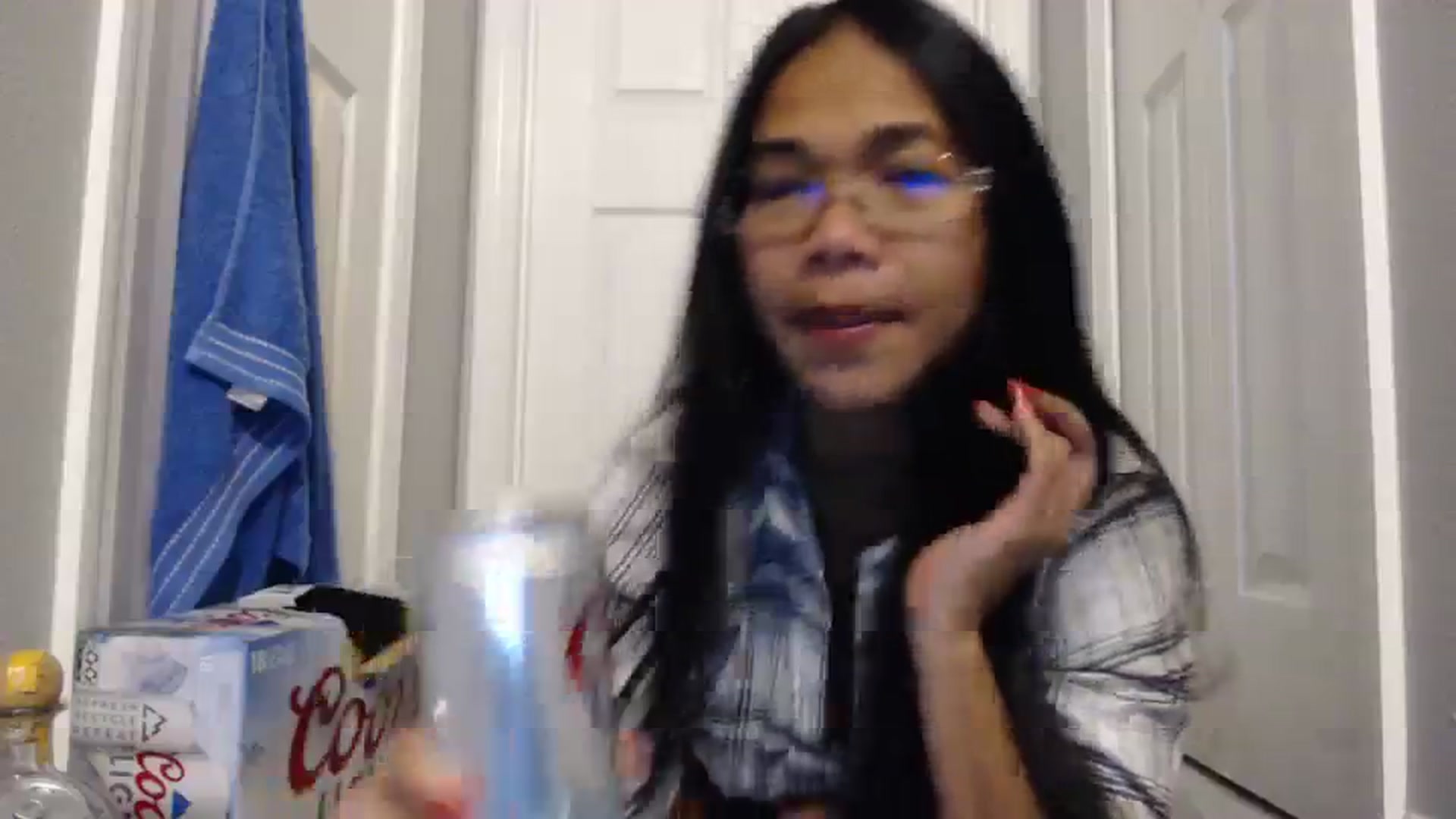 Gallery image thumbnail from Littlekai2023's myfreecams stream on, 02/25/2024, 04:05 image 14 of 20