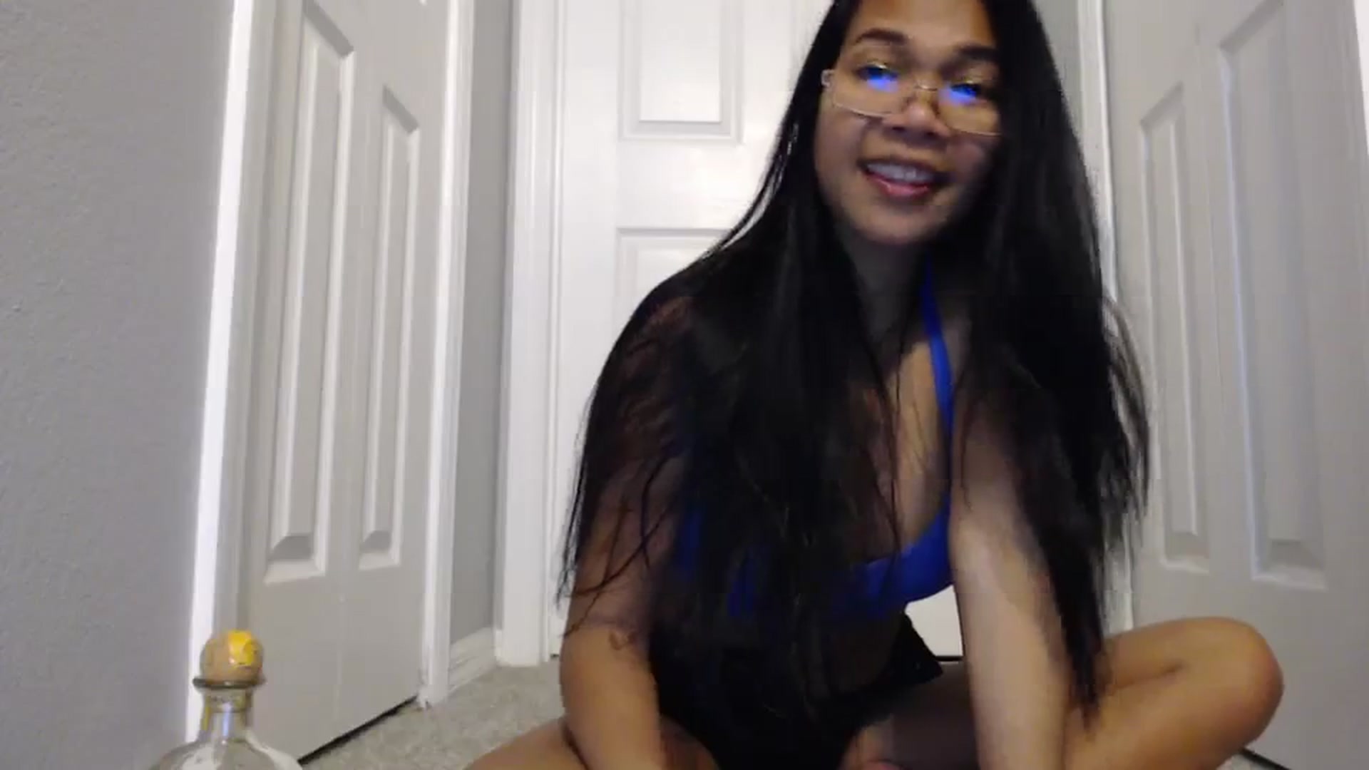 Gallery image thumbnail from Littlekai2023's myfreecams stream on, 02/26/2024, 01:24 image 11 of 20