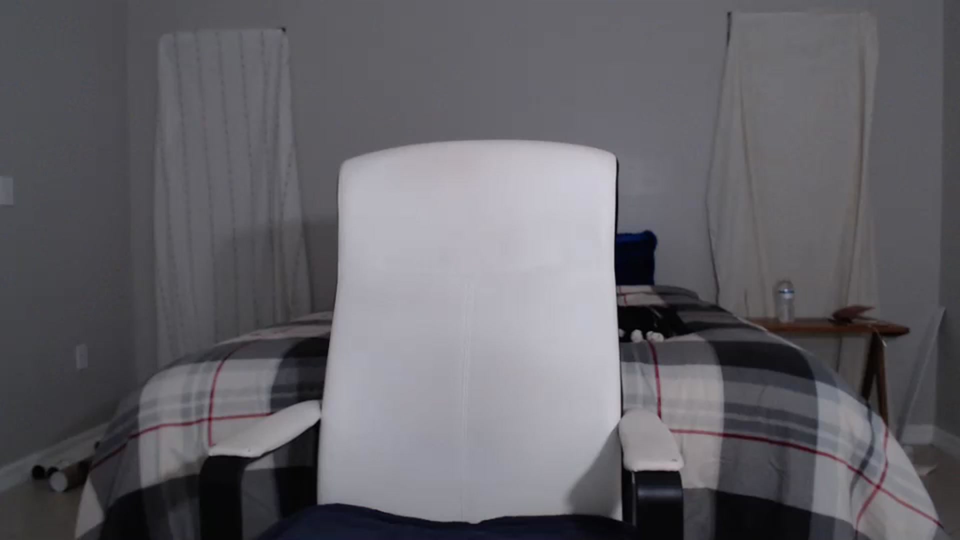 Gallery image thumbnail from Littlekai2023's myfreecams stream on, 02/29/2024, 04:10 image 11 of 20
