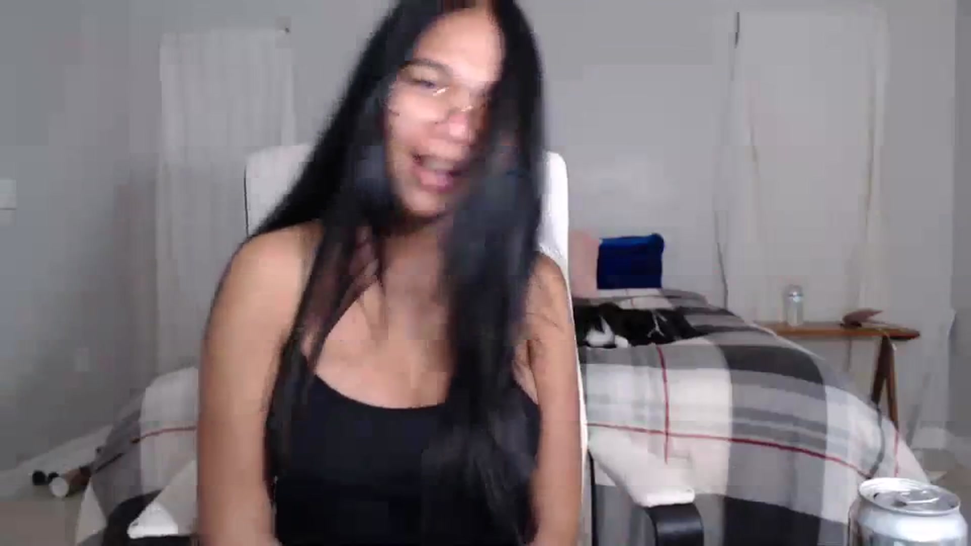 Gallery image thumbnail from Littlekai2023's myfreecams stream on, 02/29/2024, 04:10 image 9 of 20