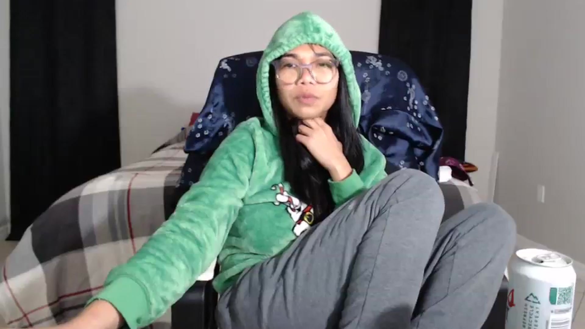 Gallery image thumbnail from Littlekai2023's myfreecams stream on, 03/04/2024, 03:21 image 20 of 20