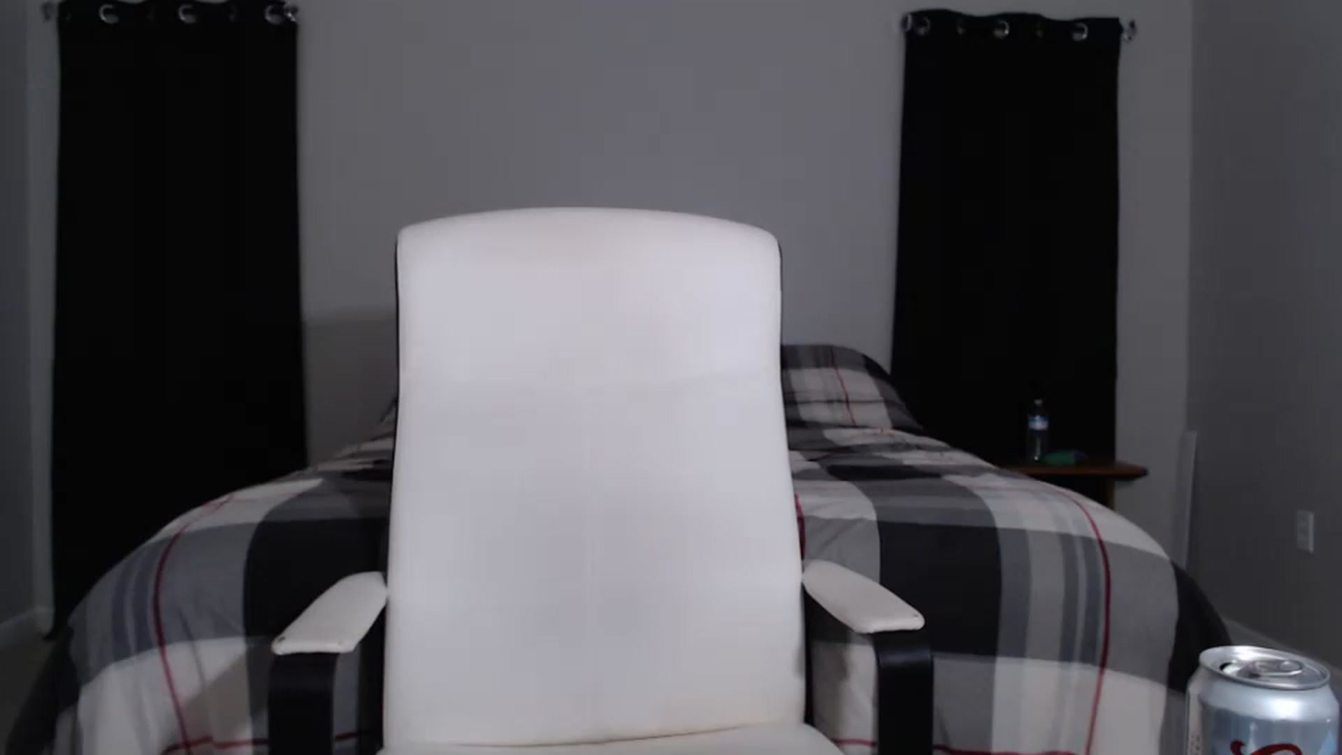 Gallery image thumbnail from Littlekai2023's myfreecams stream on, 03/05/2024, 01:49 image 19 of 20