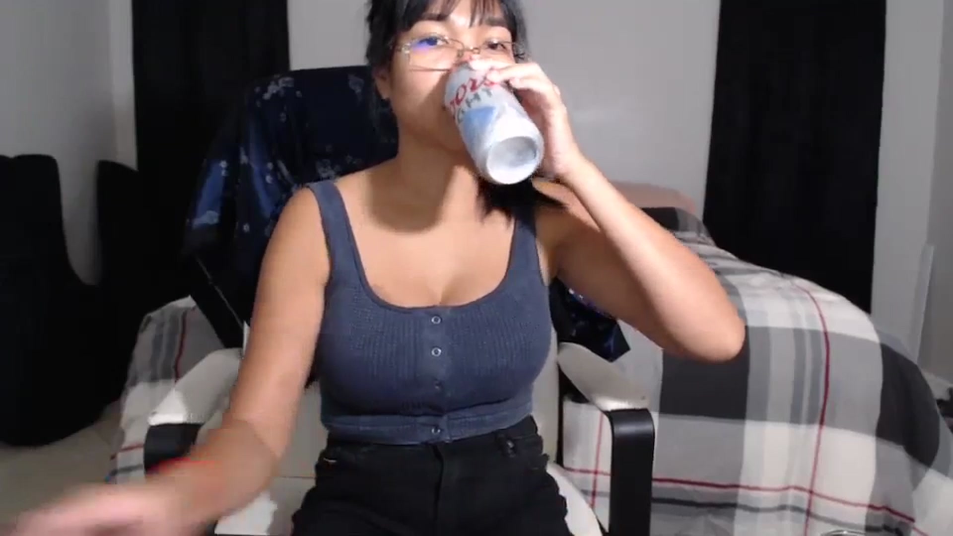 Gallery image thumbnail from Littlekai2023's myfreecams stream on, 03/26/2024, 02:40 image 18 of 20