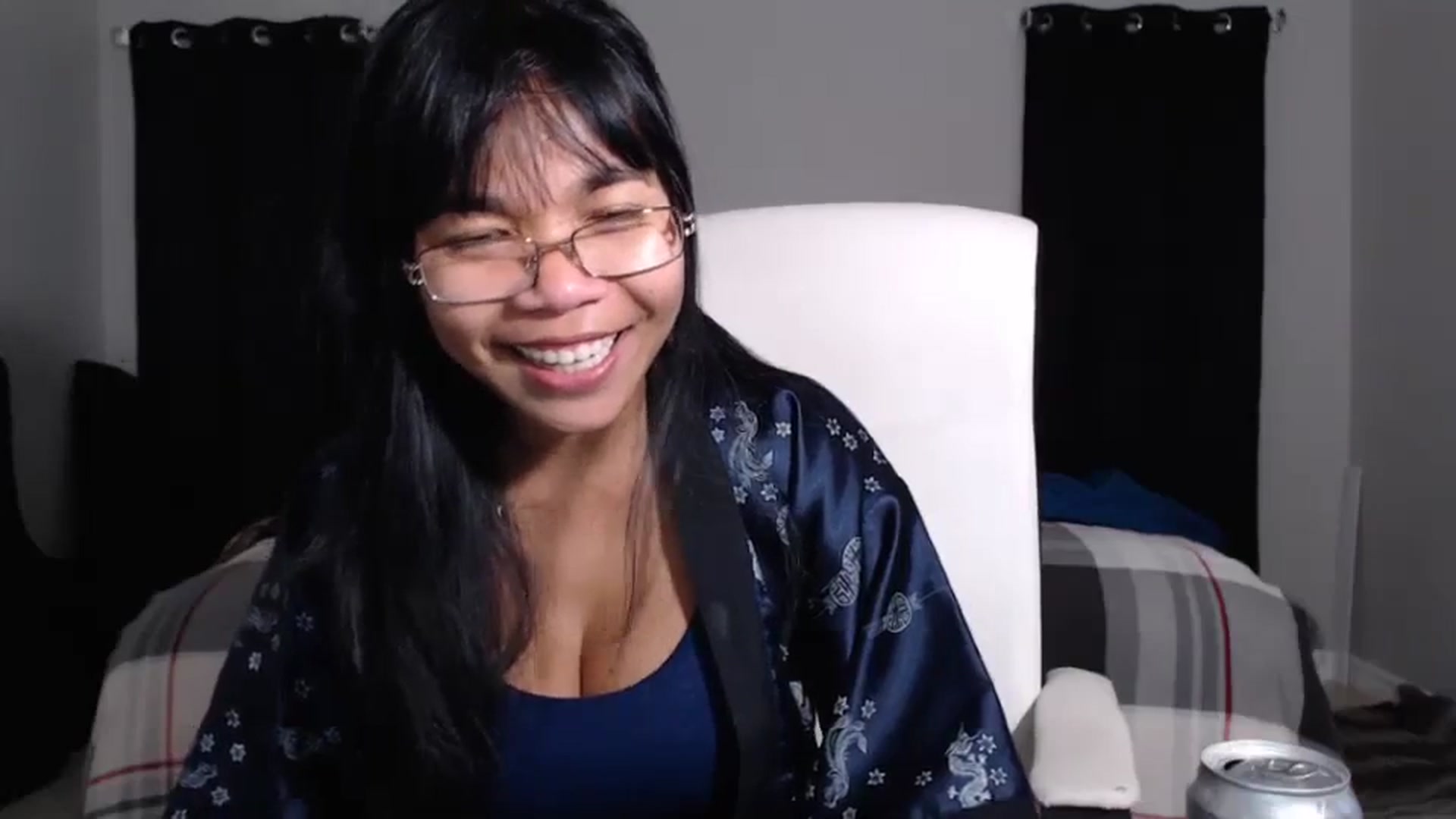 Gallery image thumbnail from Littlekai2023's myfreecams stream on, 03/27/2024, 05:34 image 6 of 20