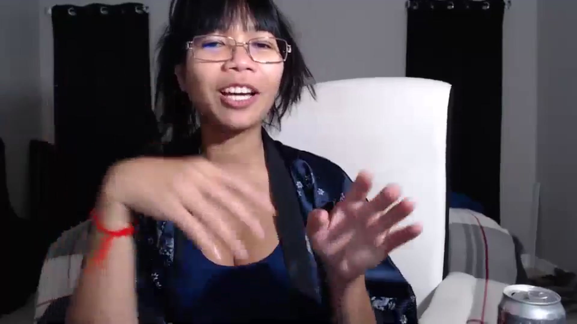 Gallery image thumbnail from Littlekai2023's myfreecams stream on, 03/27/2024, 05:34 image 11 of 20